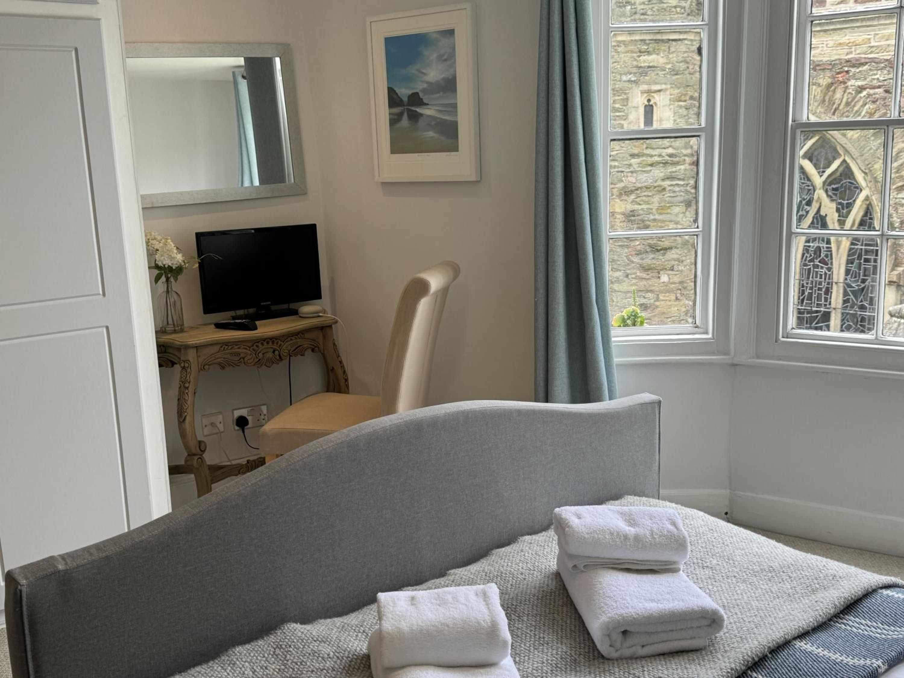 Rose Cottage - Central Dartmouth view 2