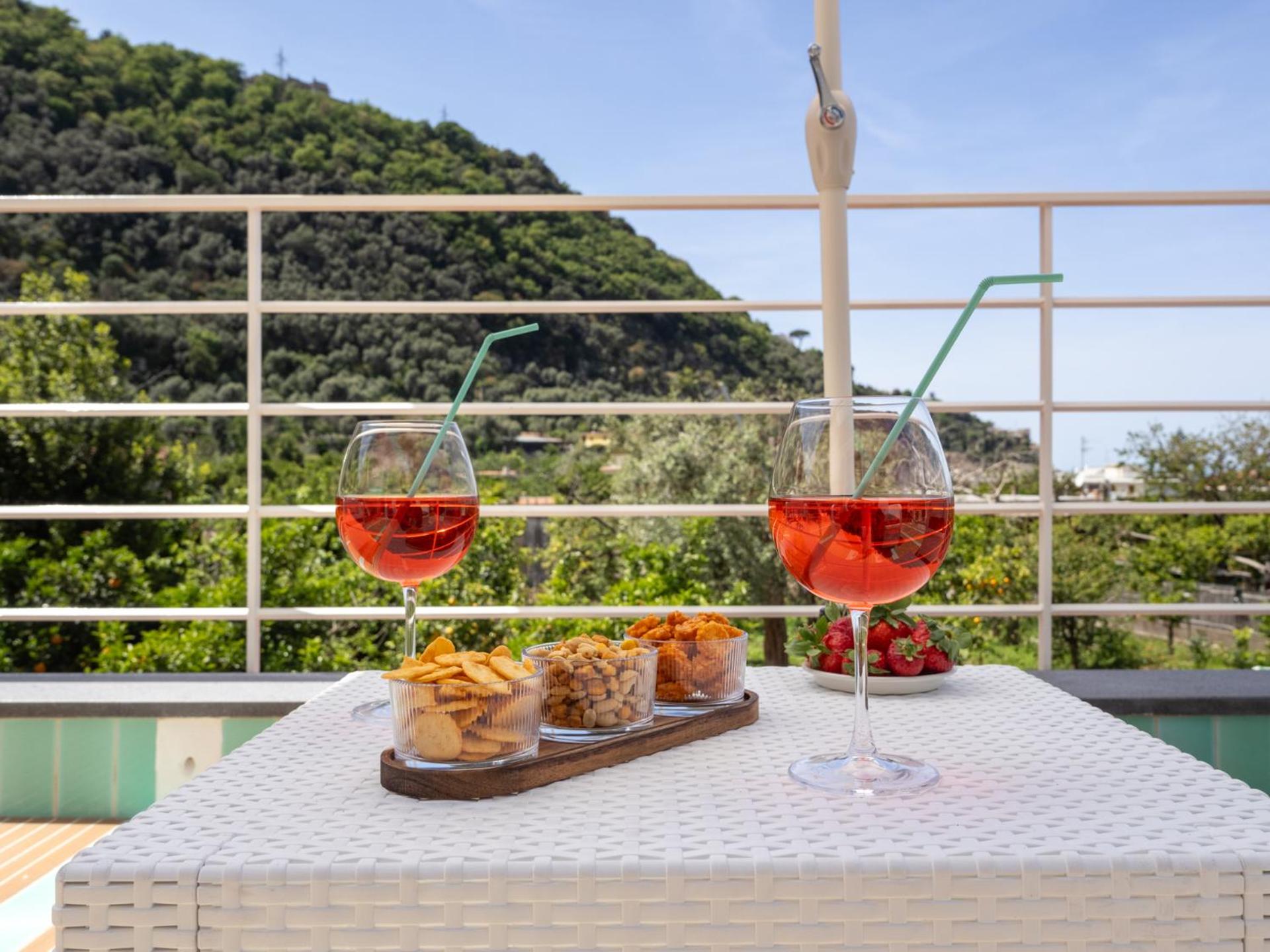 Radici House - Elegant apt with Patio and View photo 5