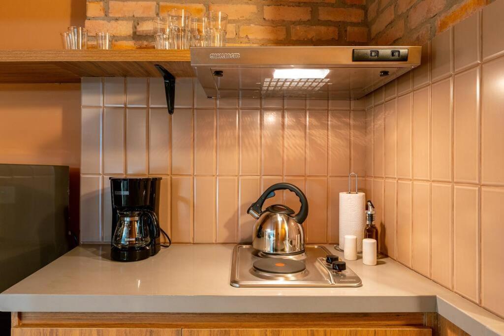 AVJ3A- Ubicación Inmejorable! Hermoso Apartamento de 2Hab en La Candelaria