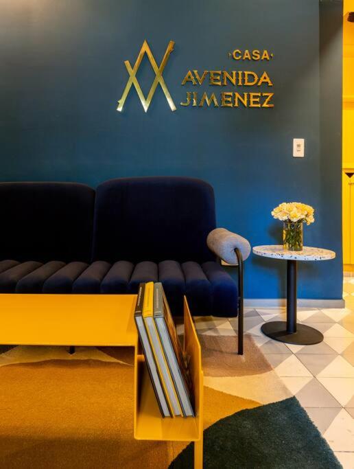 AVJ3A- Ubicación Inmejorable! Hermoso Apartamento de 2Hab en La Candelaria