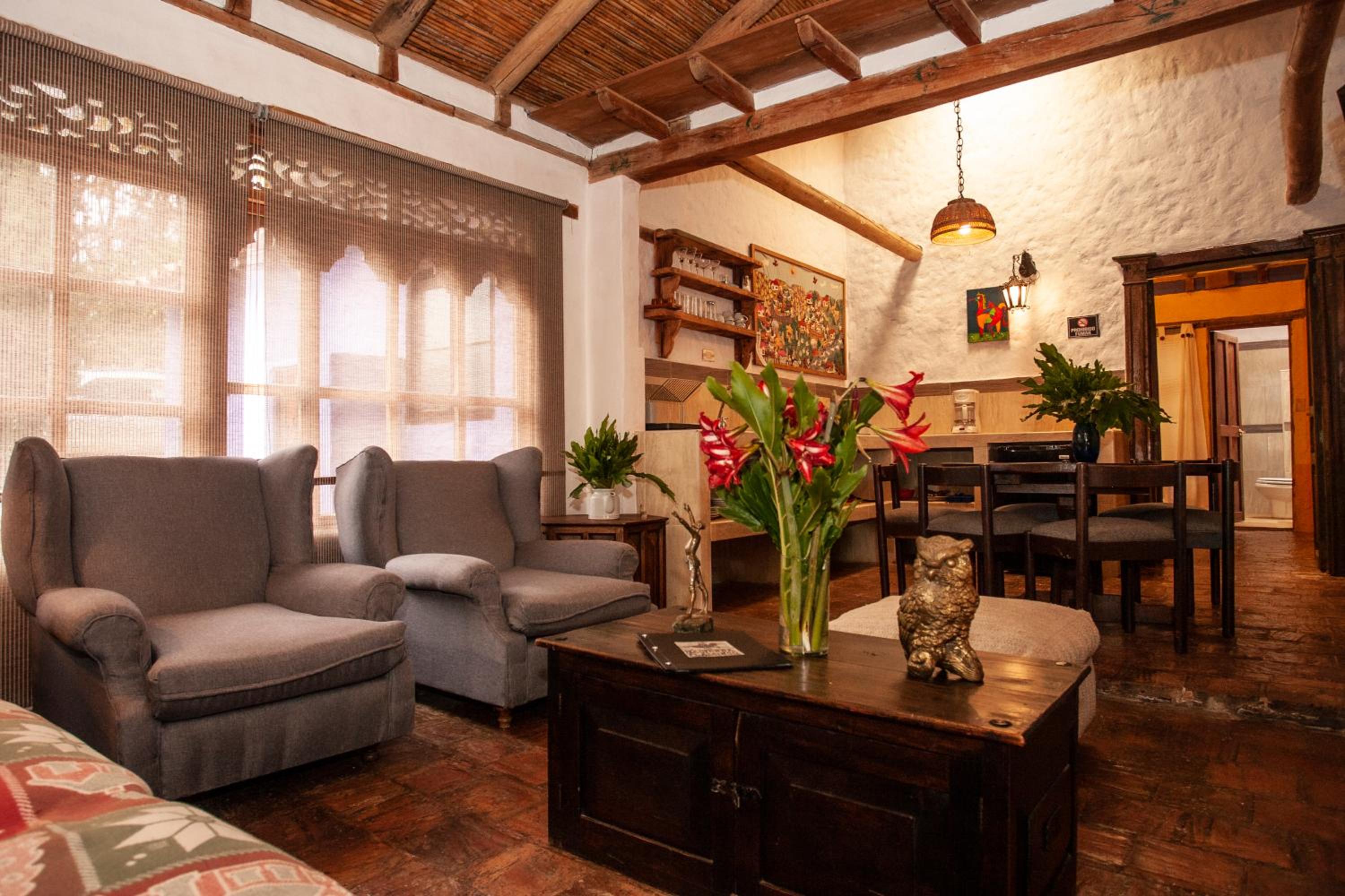 Hacienda Flamingo