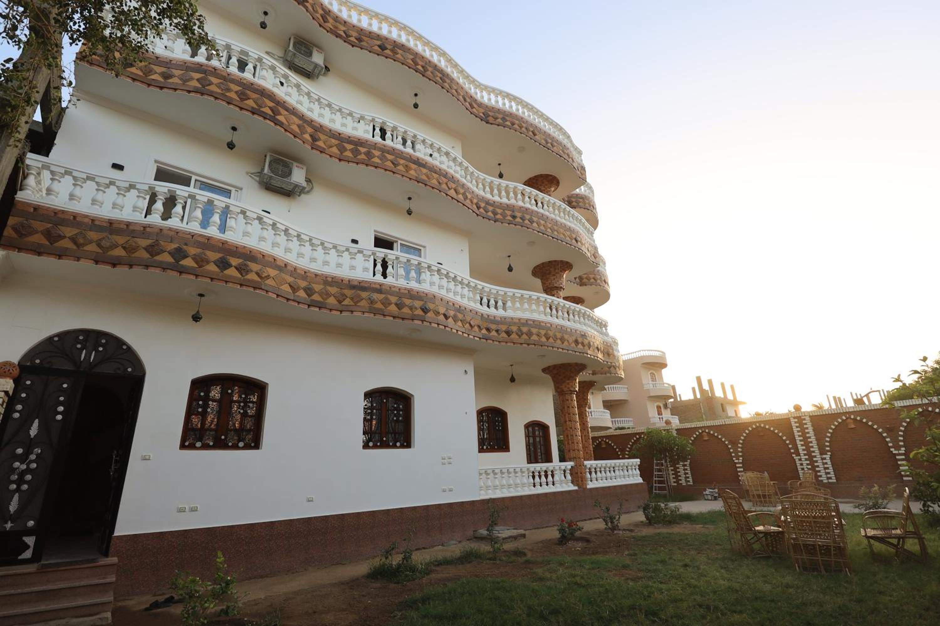 Ramsses Palace