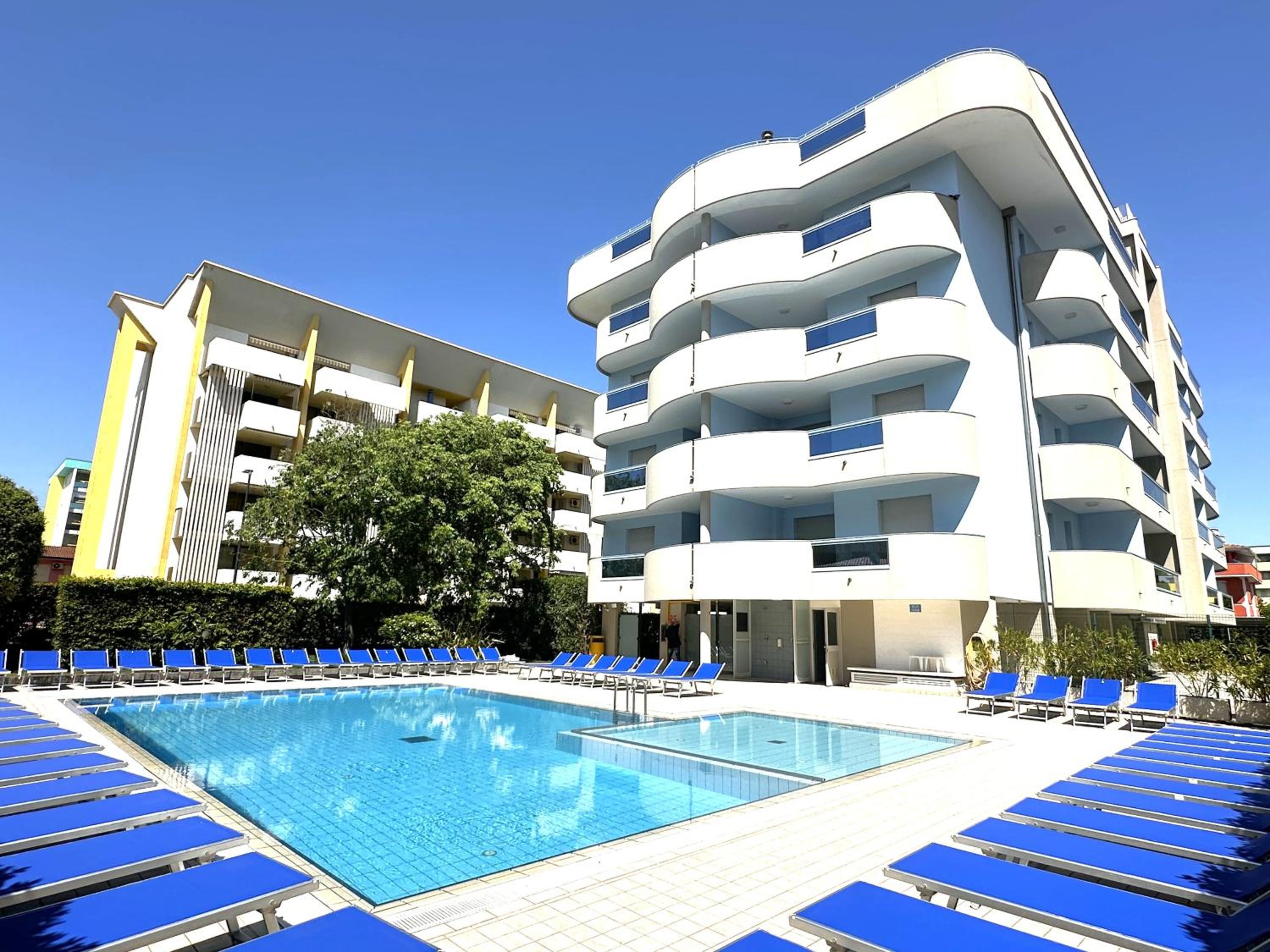 Residence Eurostar view 3