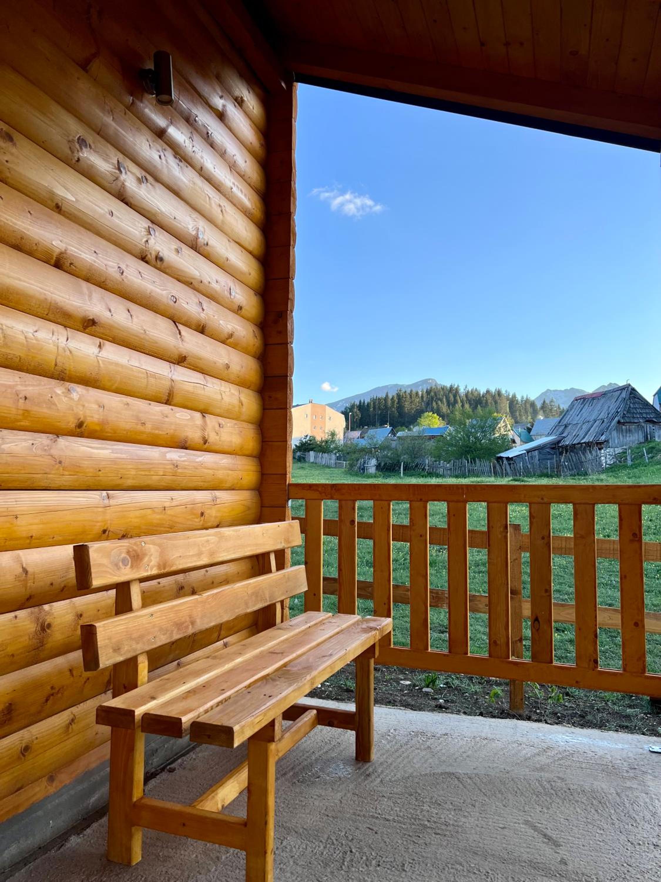 Photo 19
