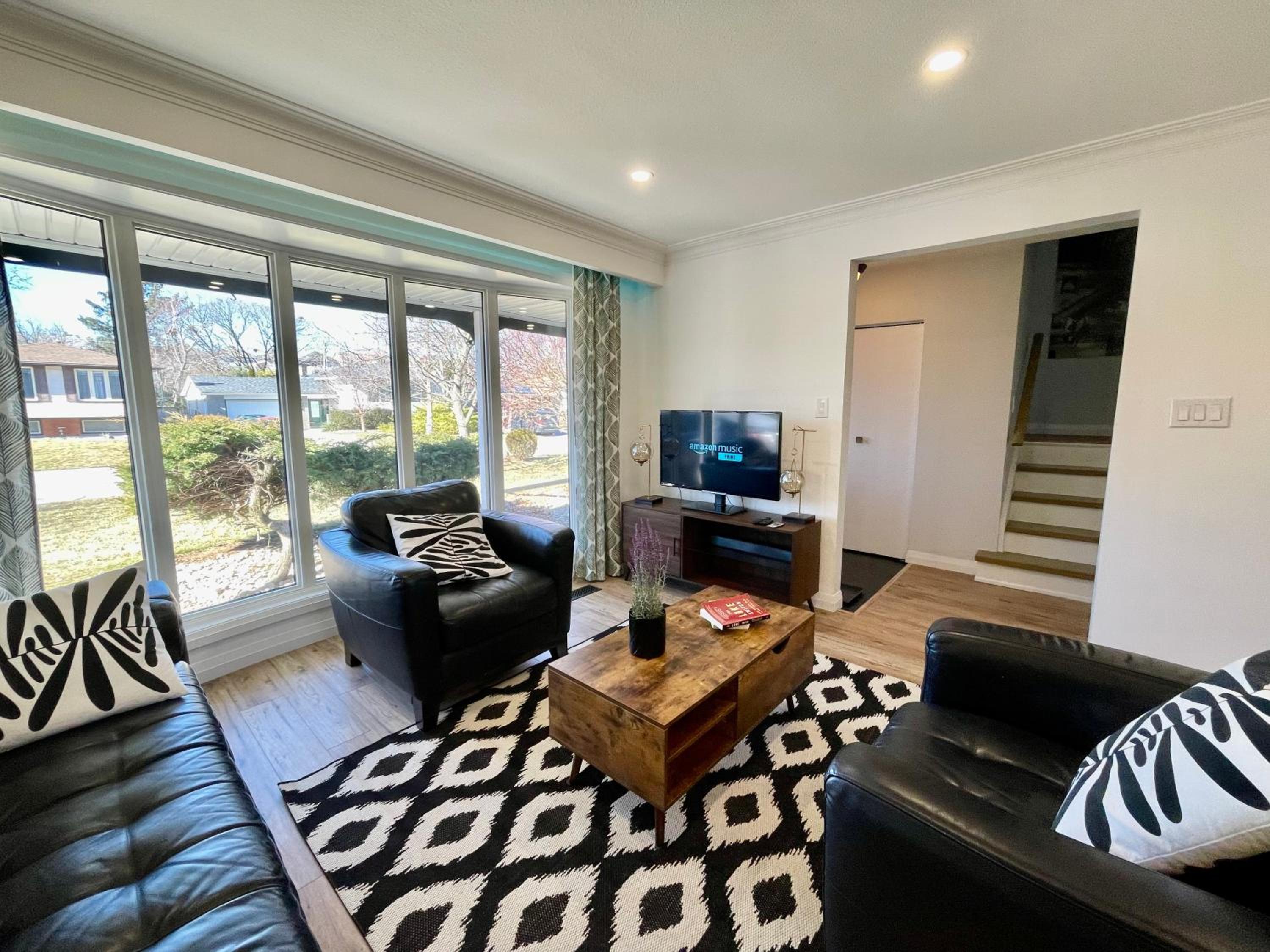 3 Bdr Bungalow in Burlington