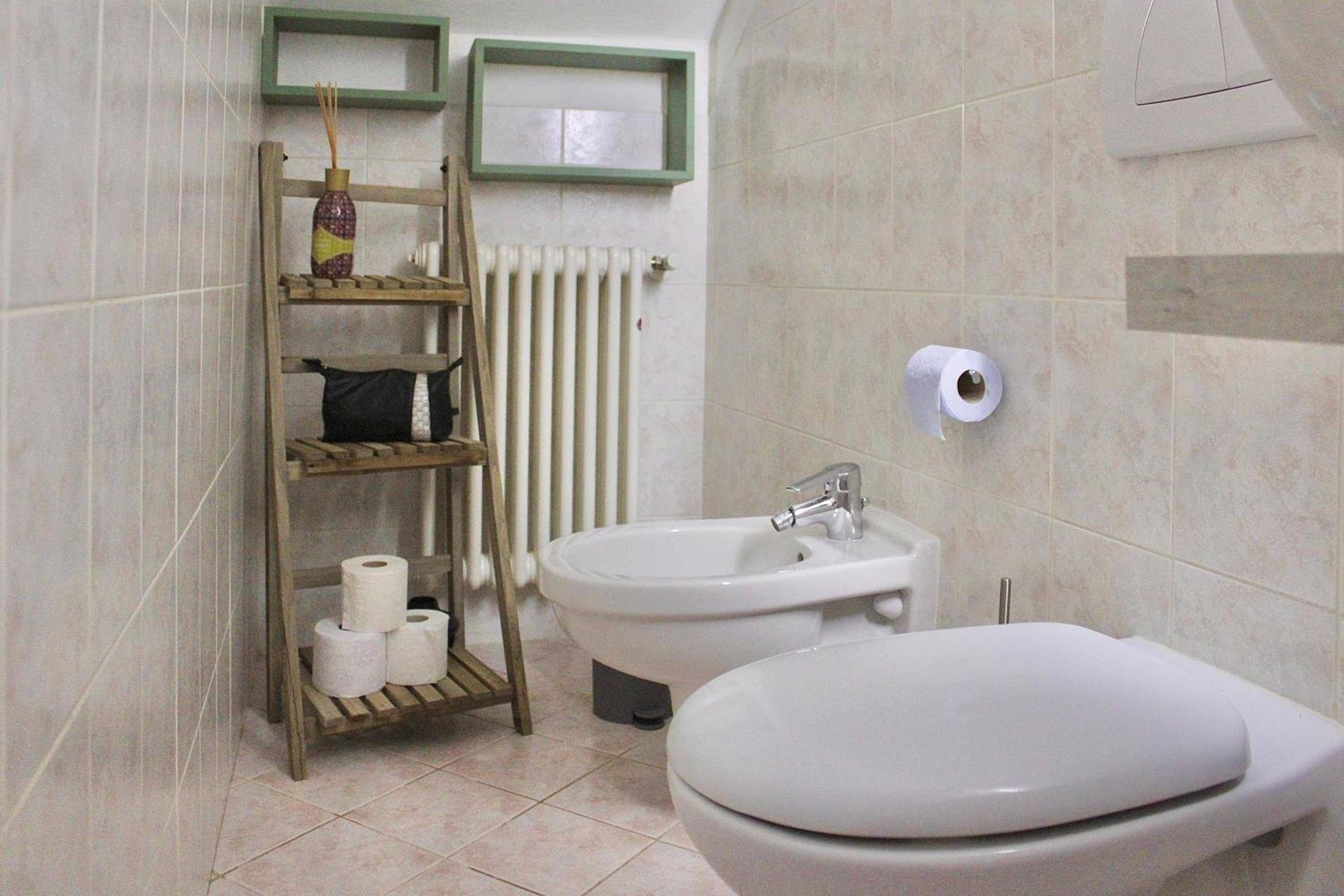 The Painter's Nest with Private Lake Garden view 4