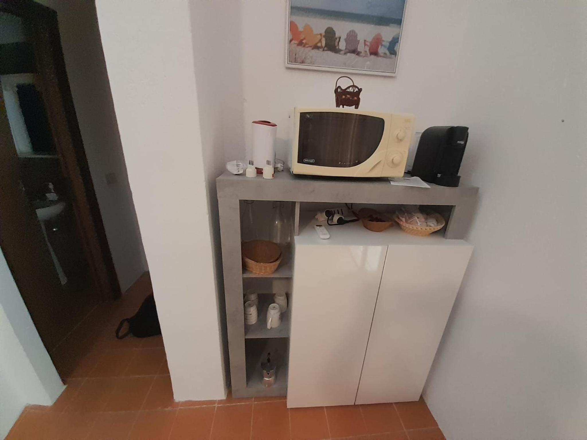 Cosimo & Tina House view 3