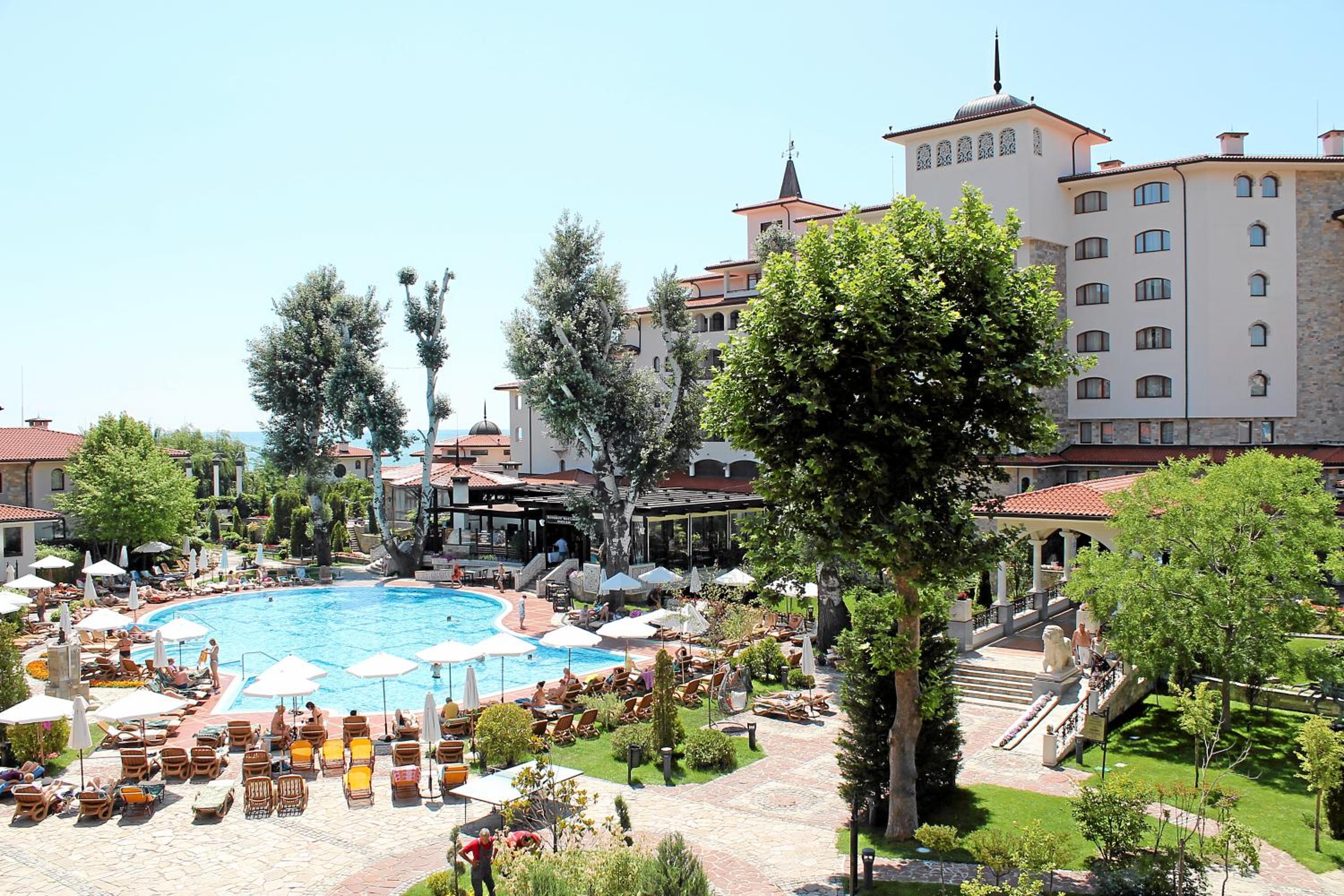 Helena Park - Ultra All Inclusive