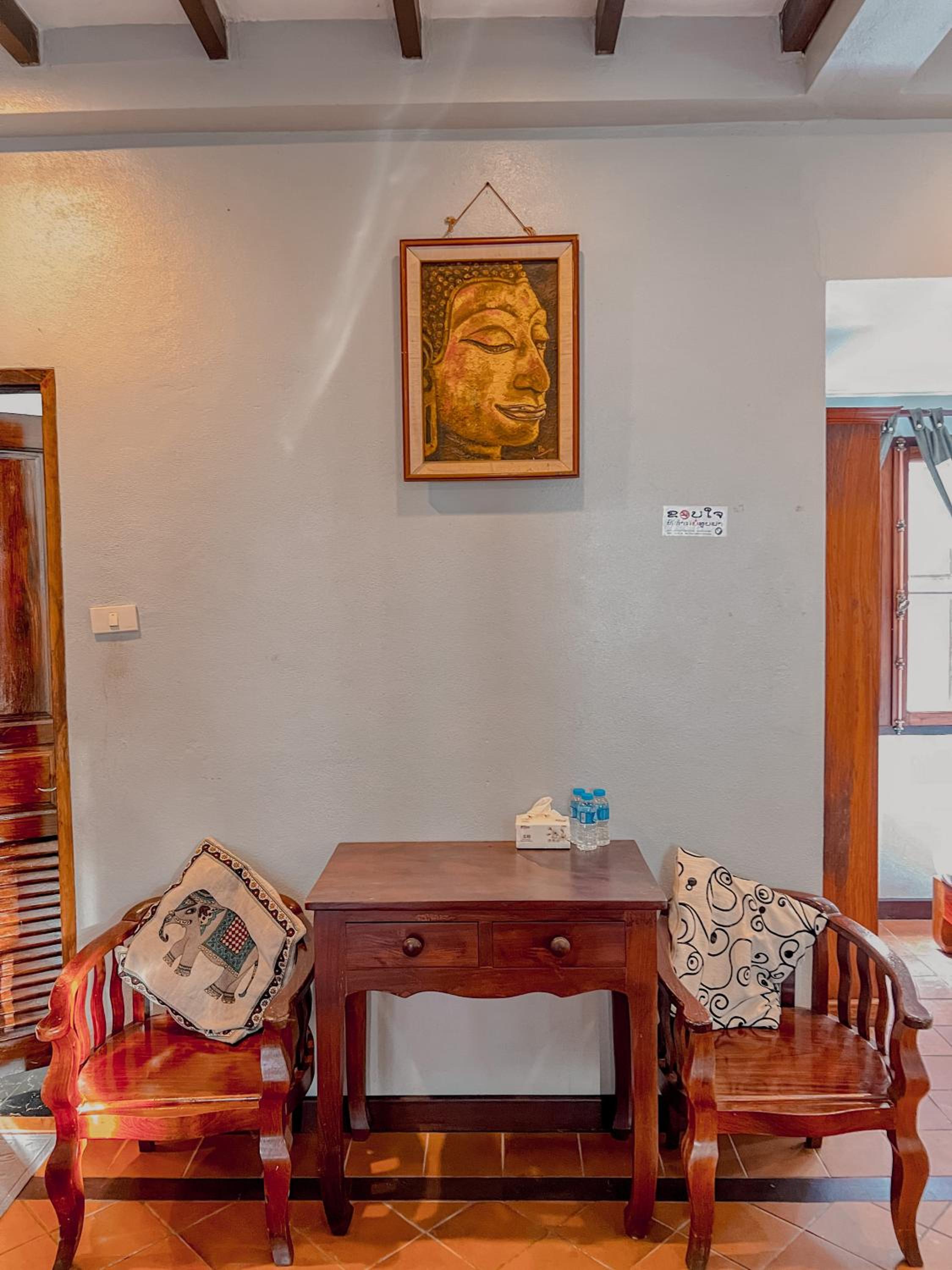 khong kham Hotel