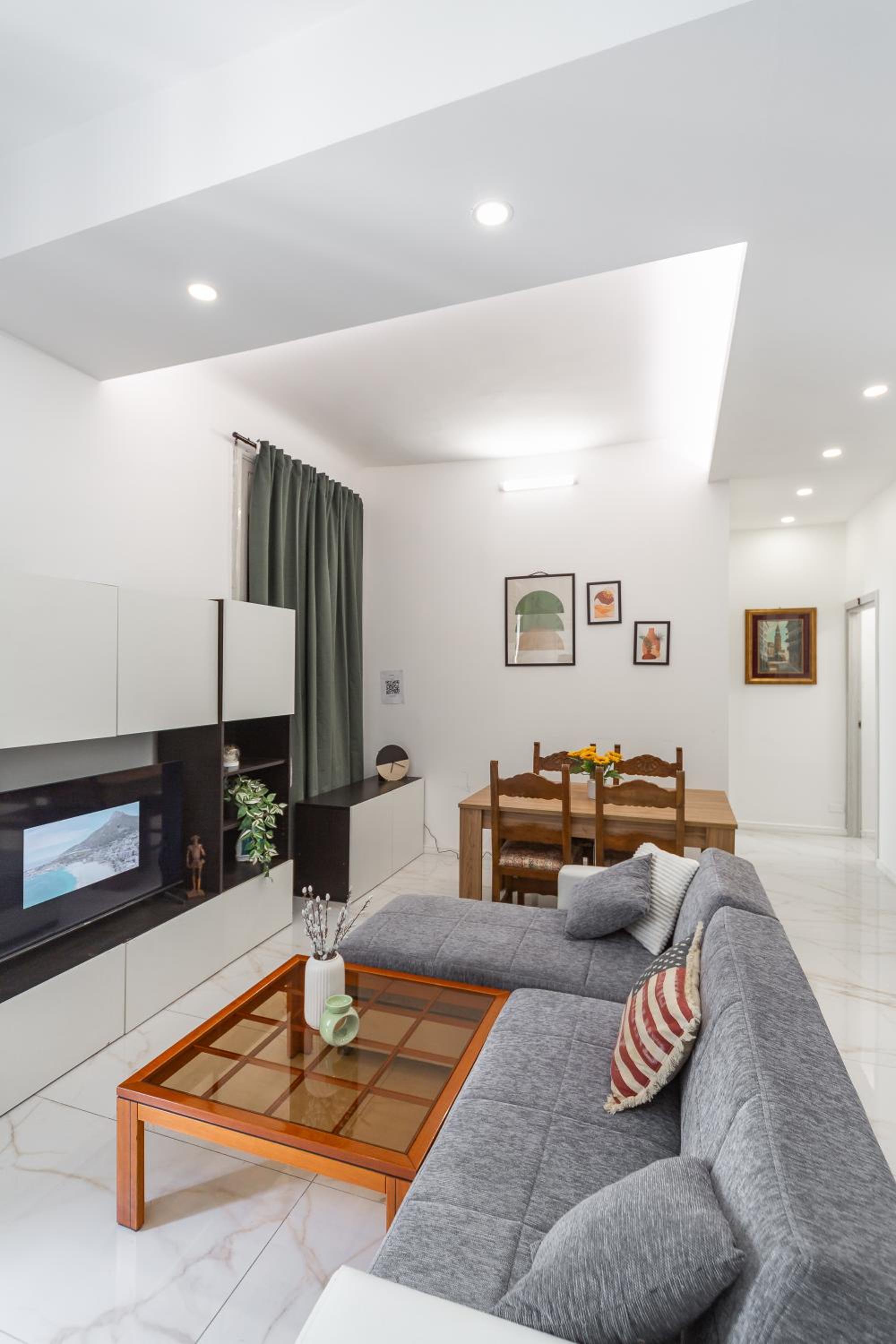 Rosa Rooms