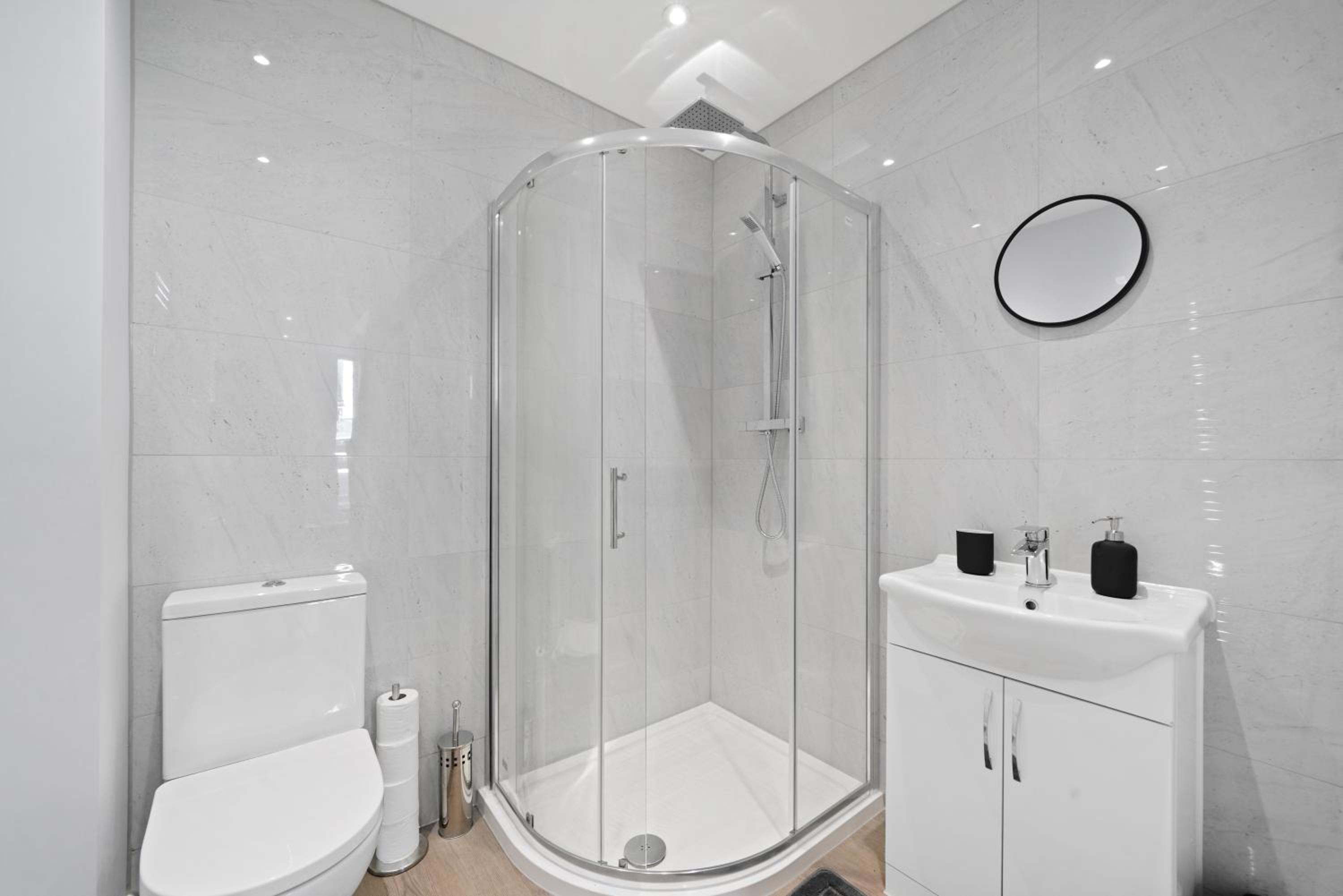 Spacious Modern Retreat - Near Temple Meads view 5