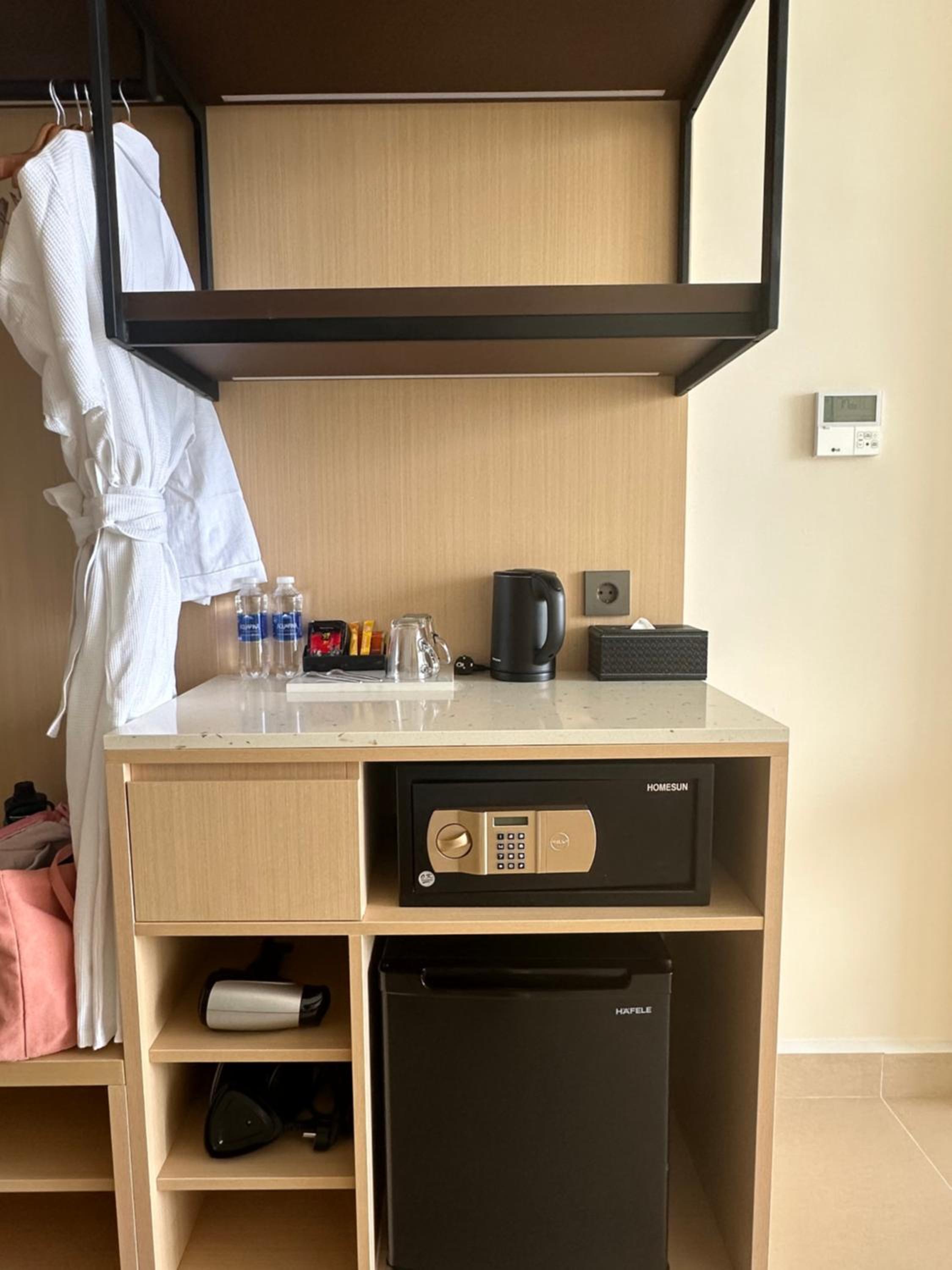 Photo 17