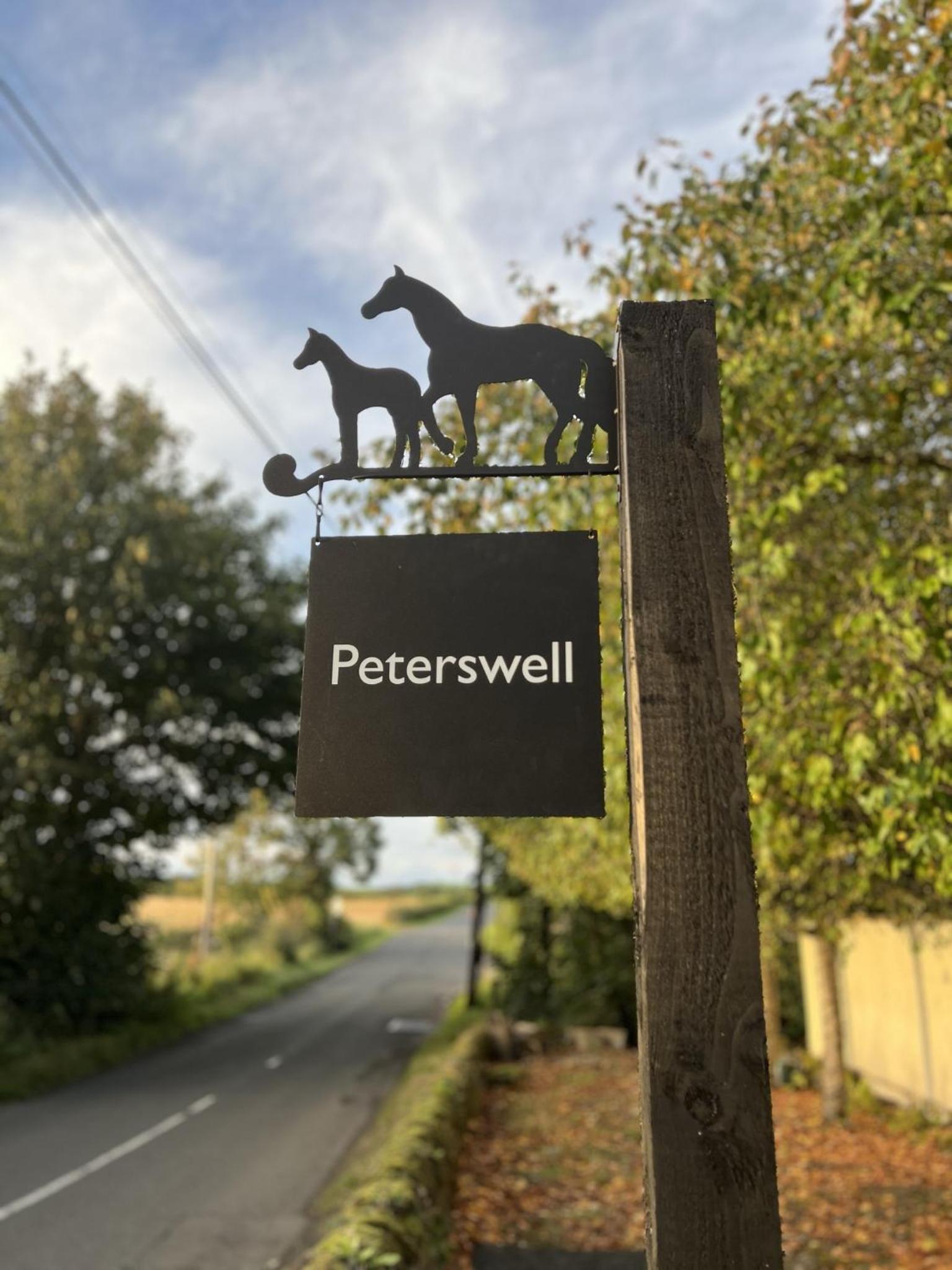 Peterswell Holiday Cottage