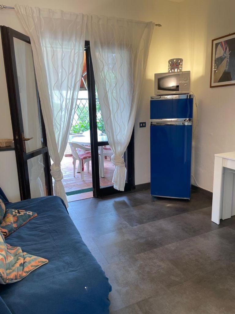 Bilocale nel verde con terrazzo vicino al mare view 3