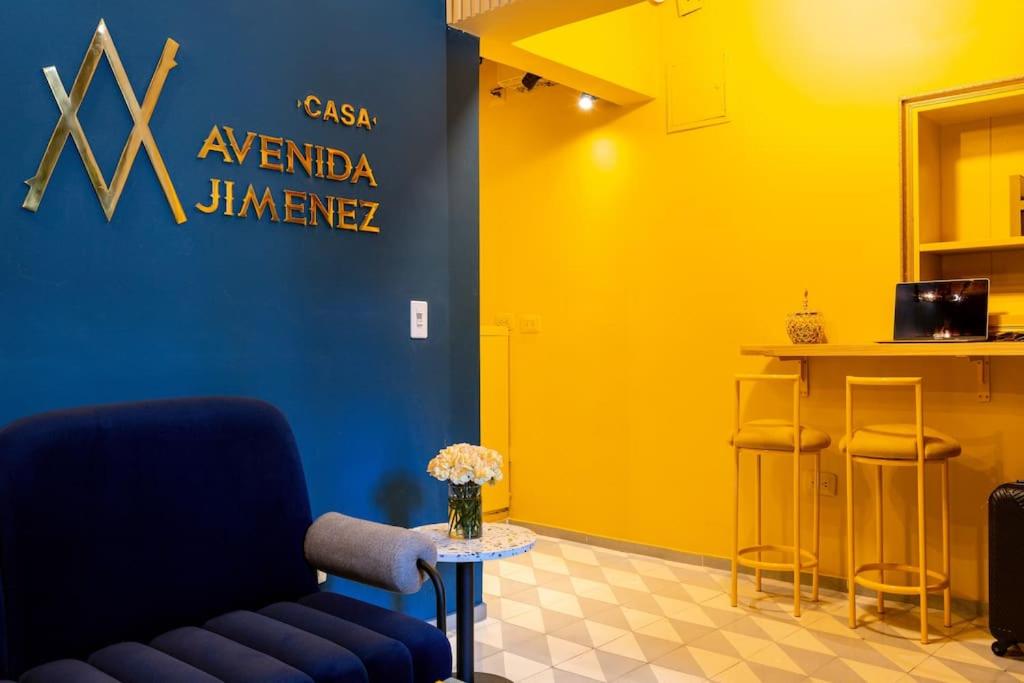 AVJ3B - Acogedora Habitación En La Candelaria, Ubicación Perfecta!