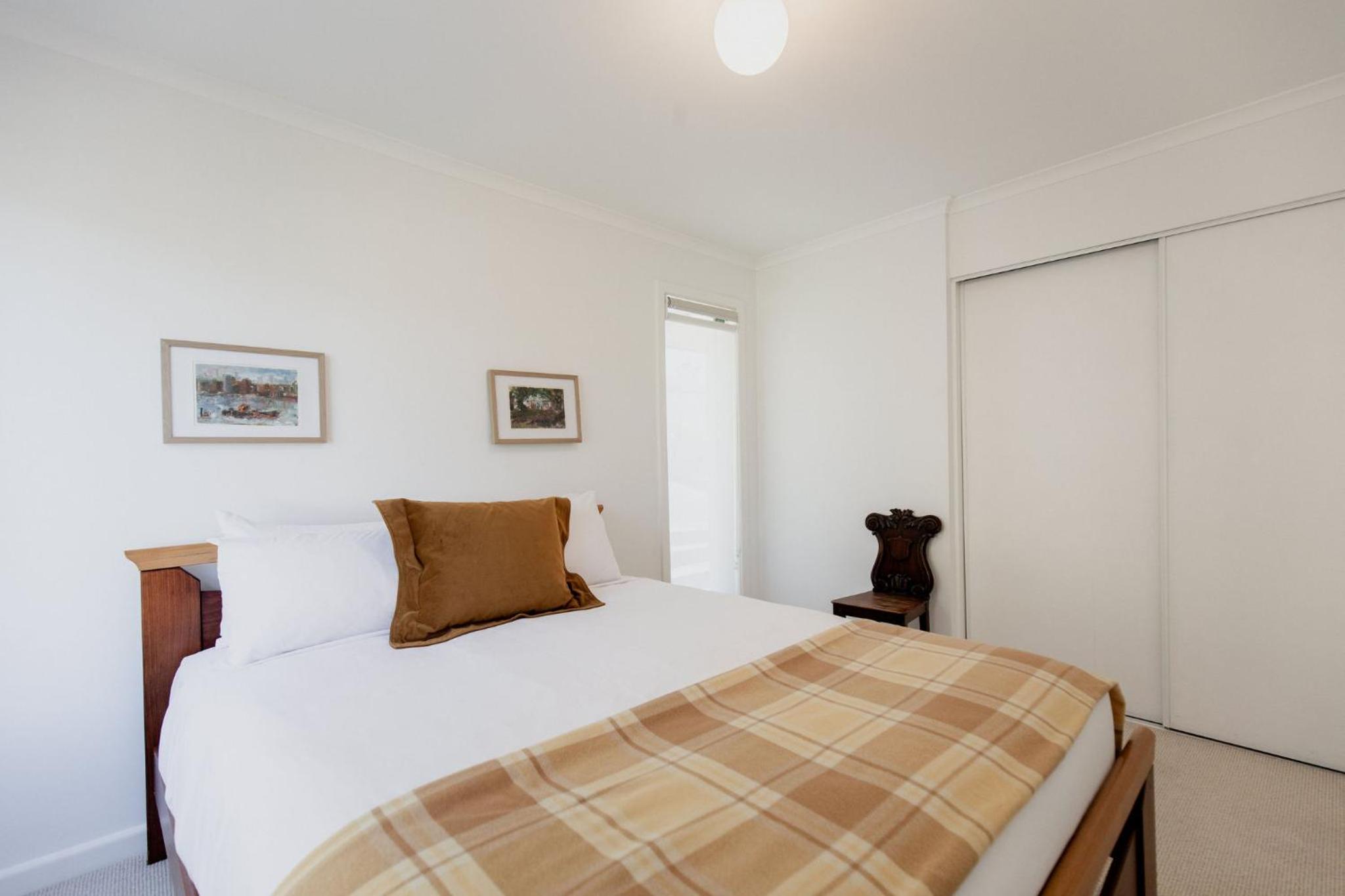 Trendy apartment in the heart of West Hobart