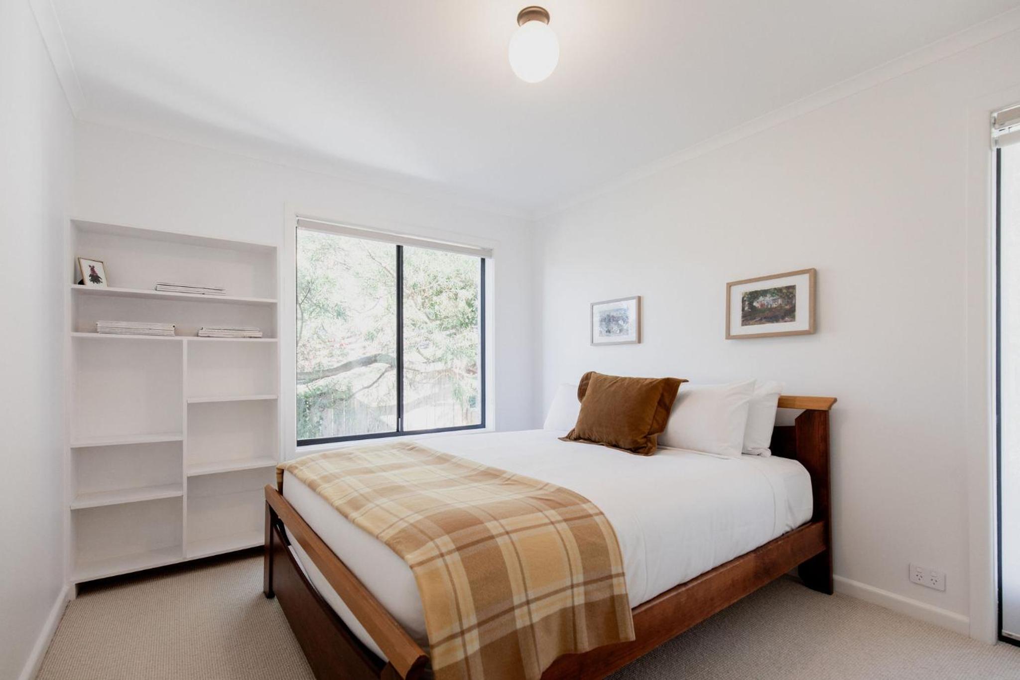 Trendy apartment in the heart of West Hobart