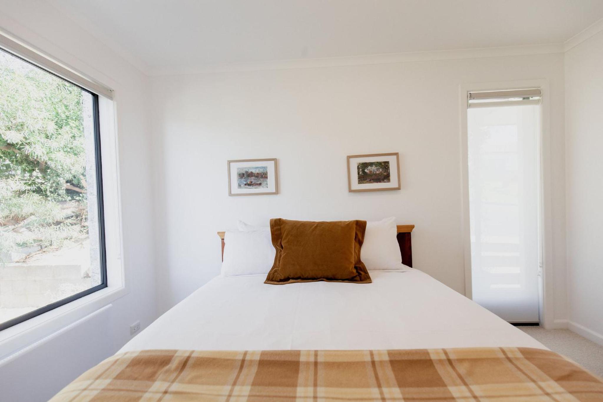 Trendy apartment in the heart of West Hobart