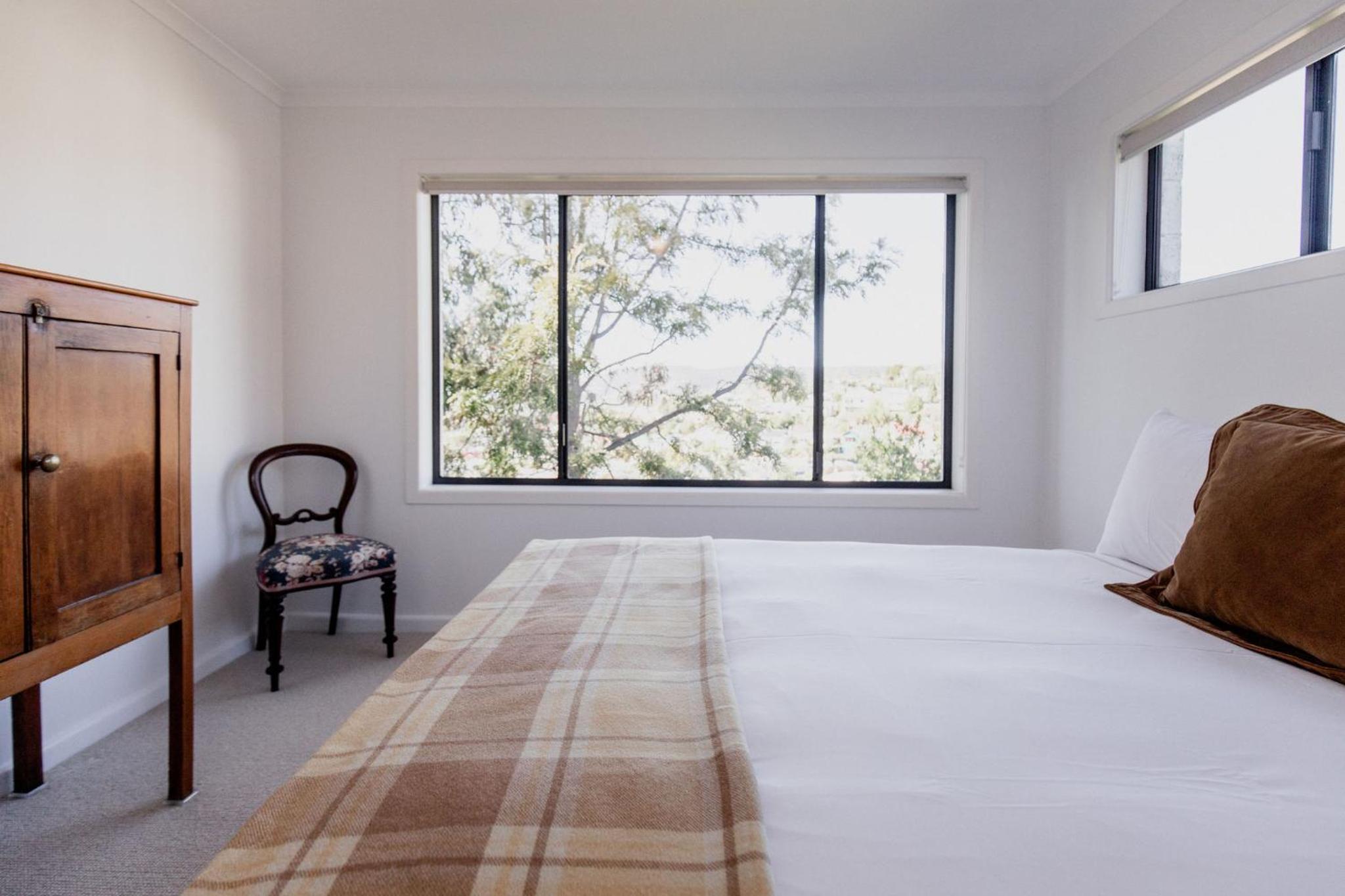 Trendy apartment in the heart of West Hobart