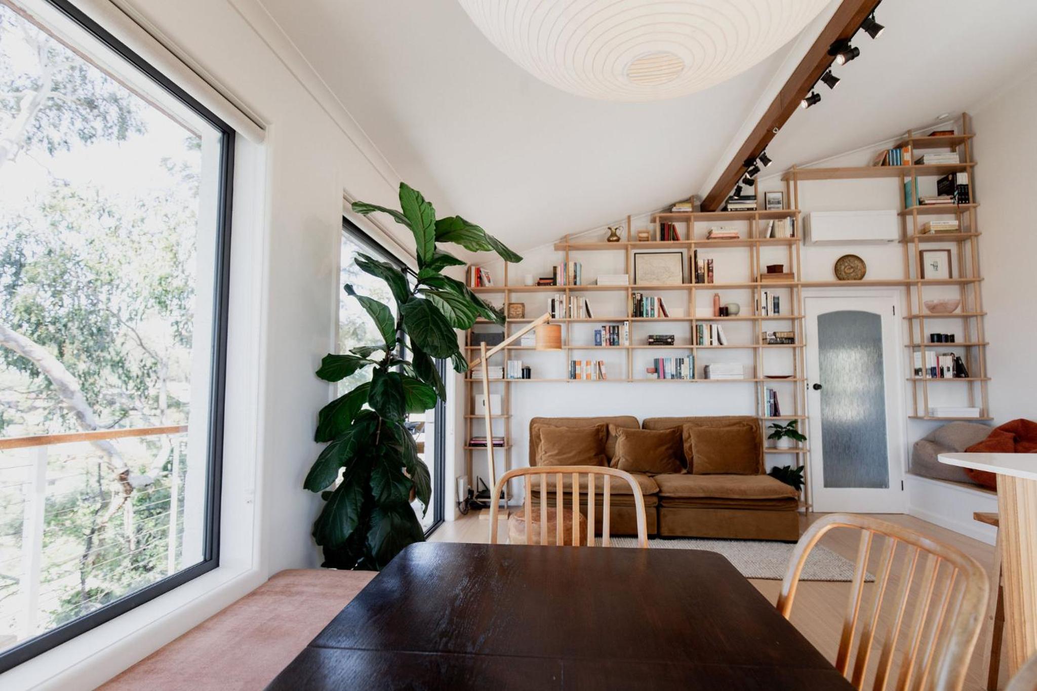 Trendy apartment in the heart of West Hobart