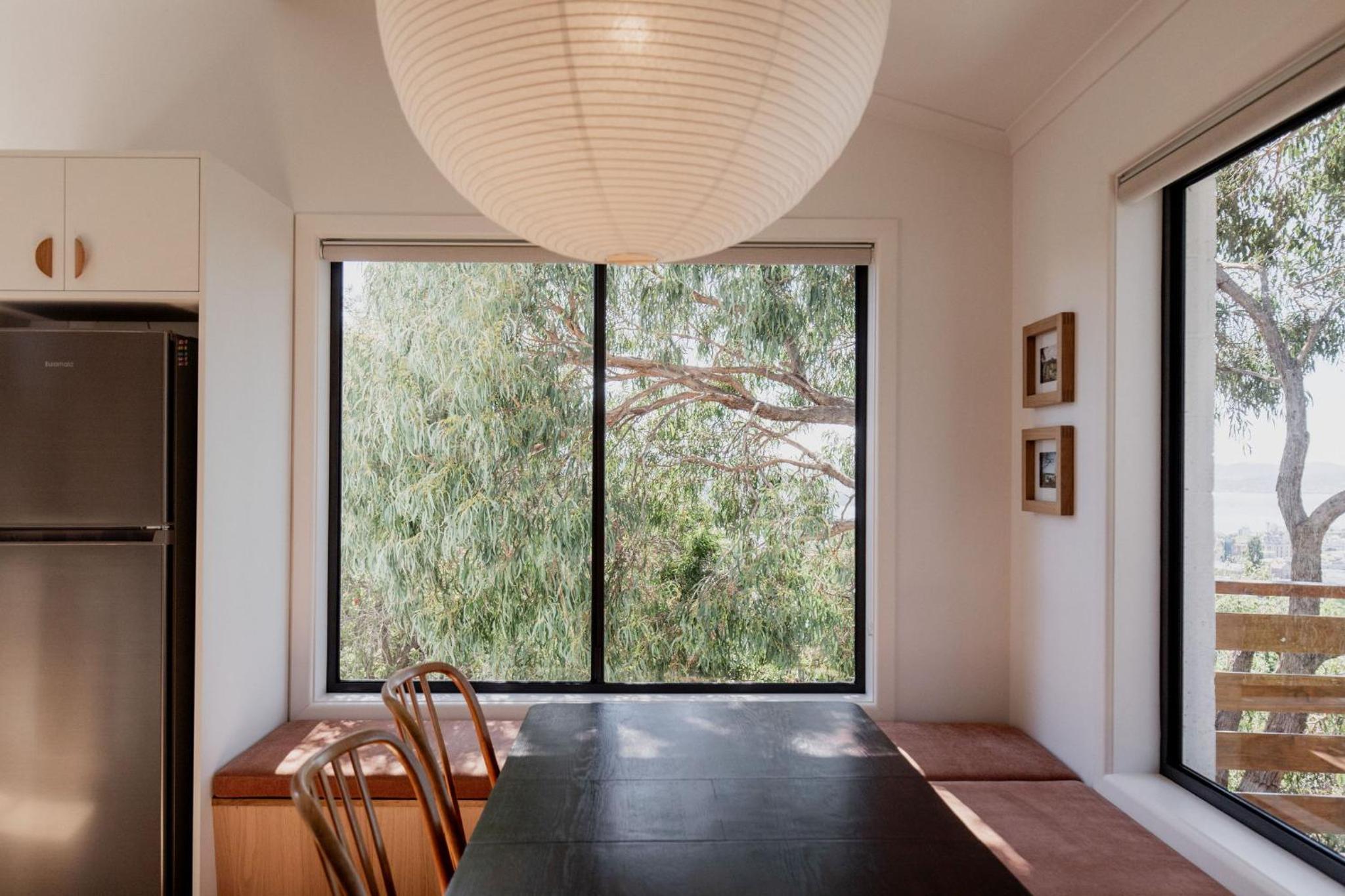 Trendy apartment in the heart of West Hobart