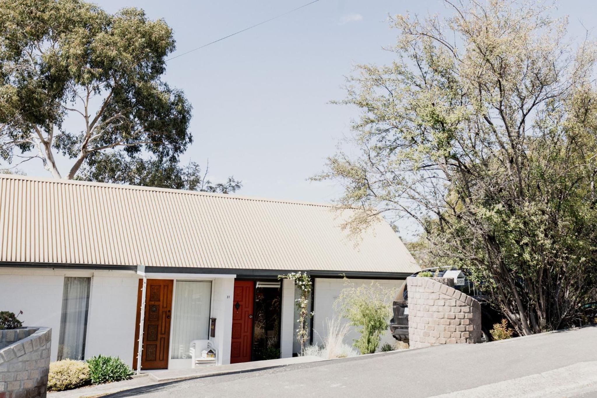 Trendy apartment in the heart of West Hobart