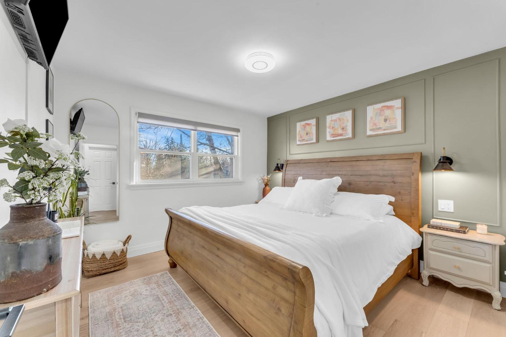 Luxury Family Home in Burlington