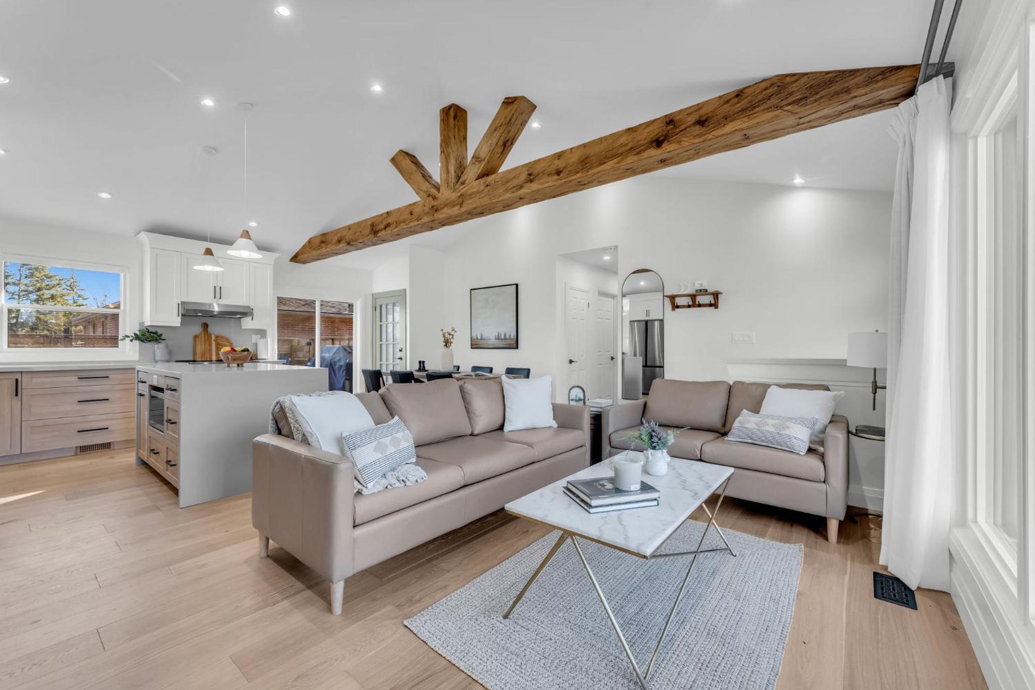Luxury Family Home in Burlington