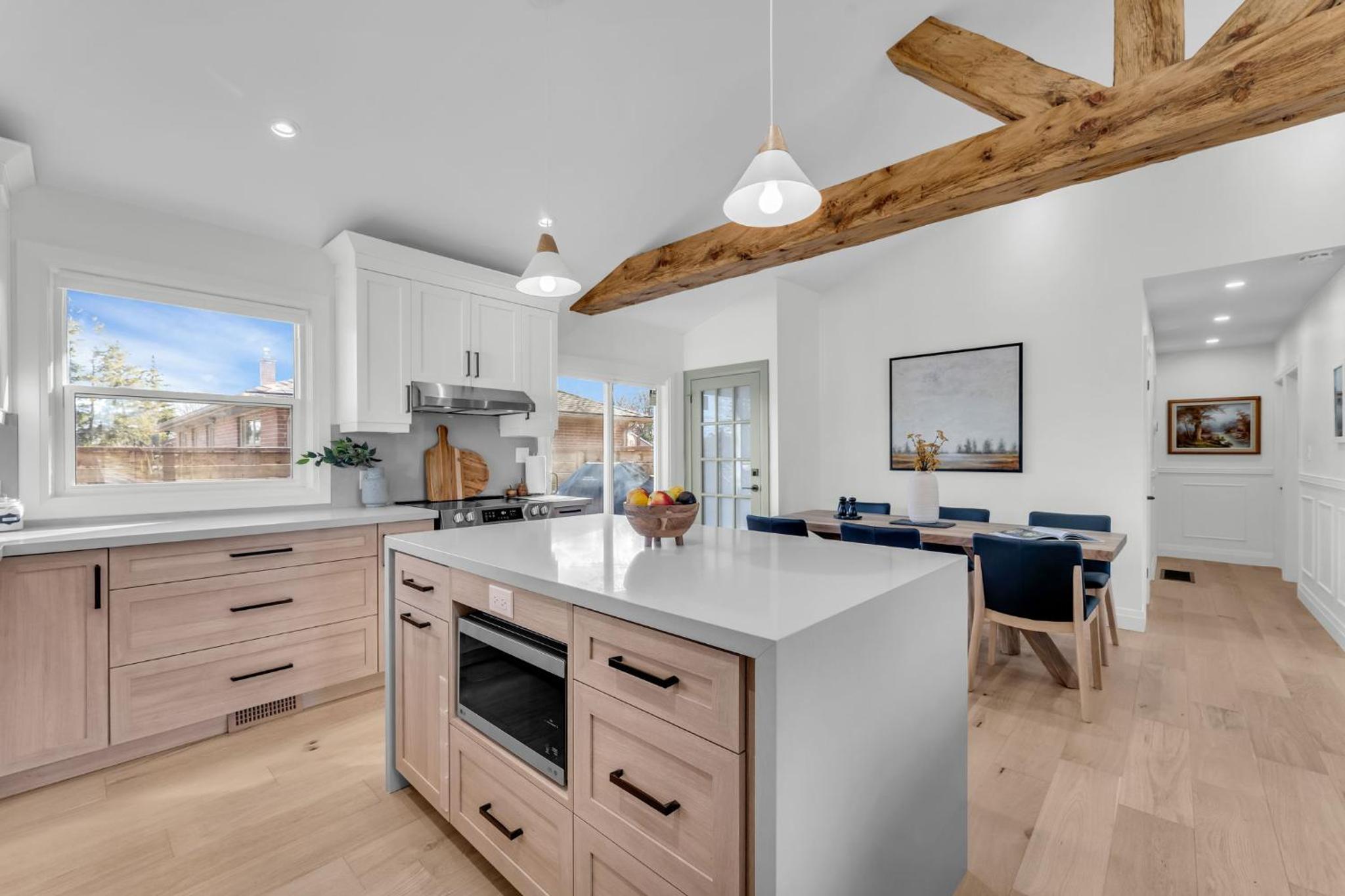 Luxury Family Home in Burlington