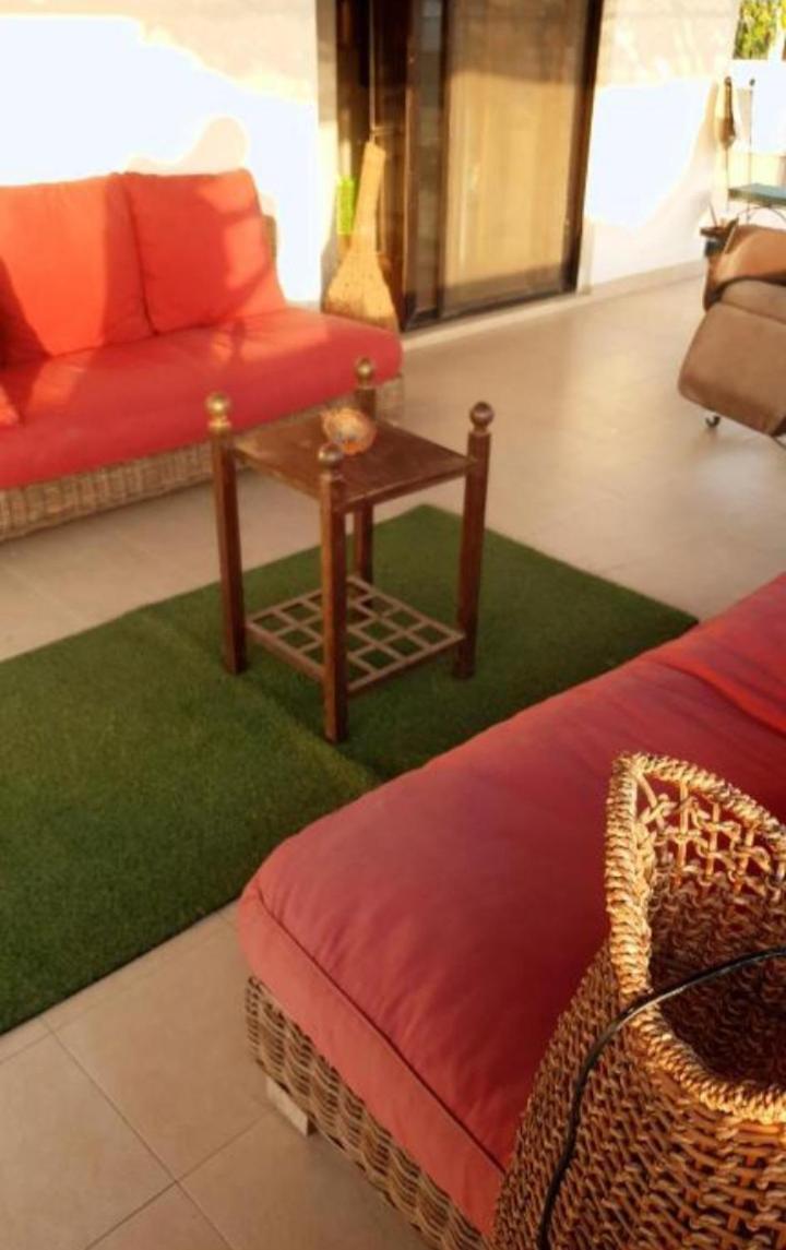 PENTHOUSE eagle saly