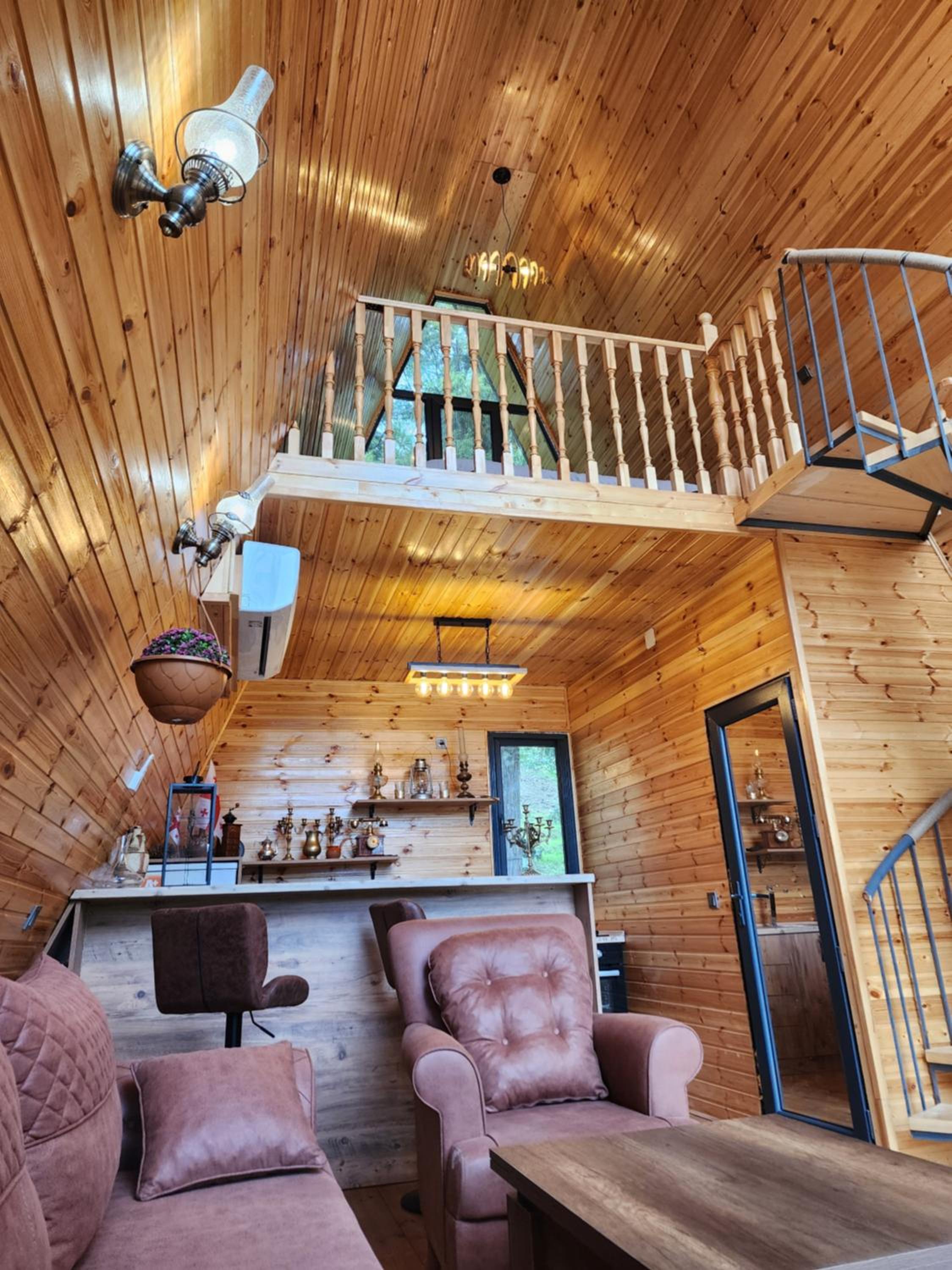 cottage vizitori