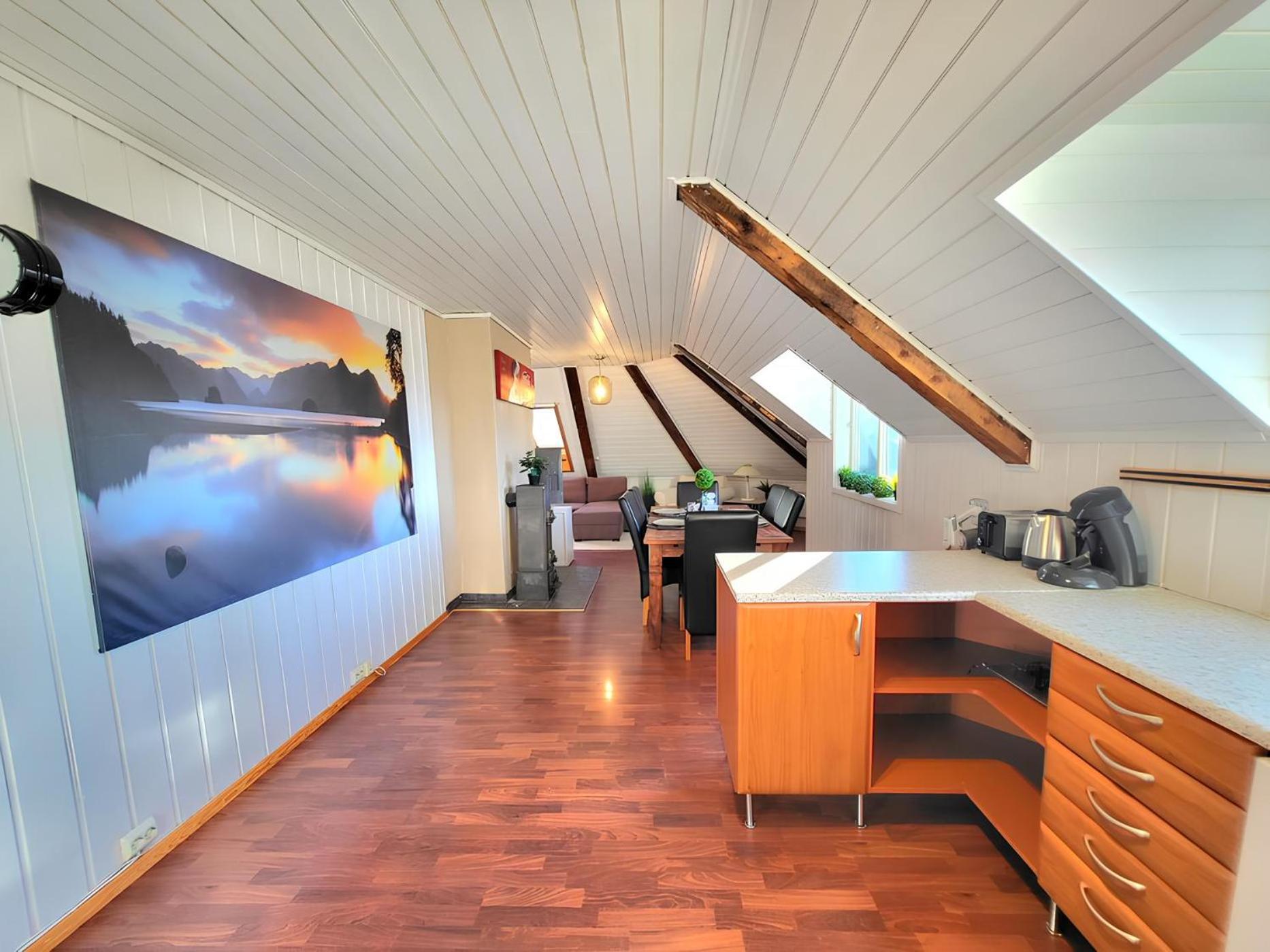 Sunset Penthouse, Fjord View & Parking view 5