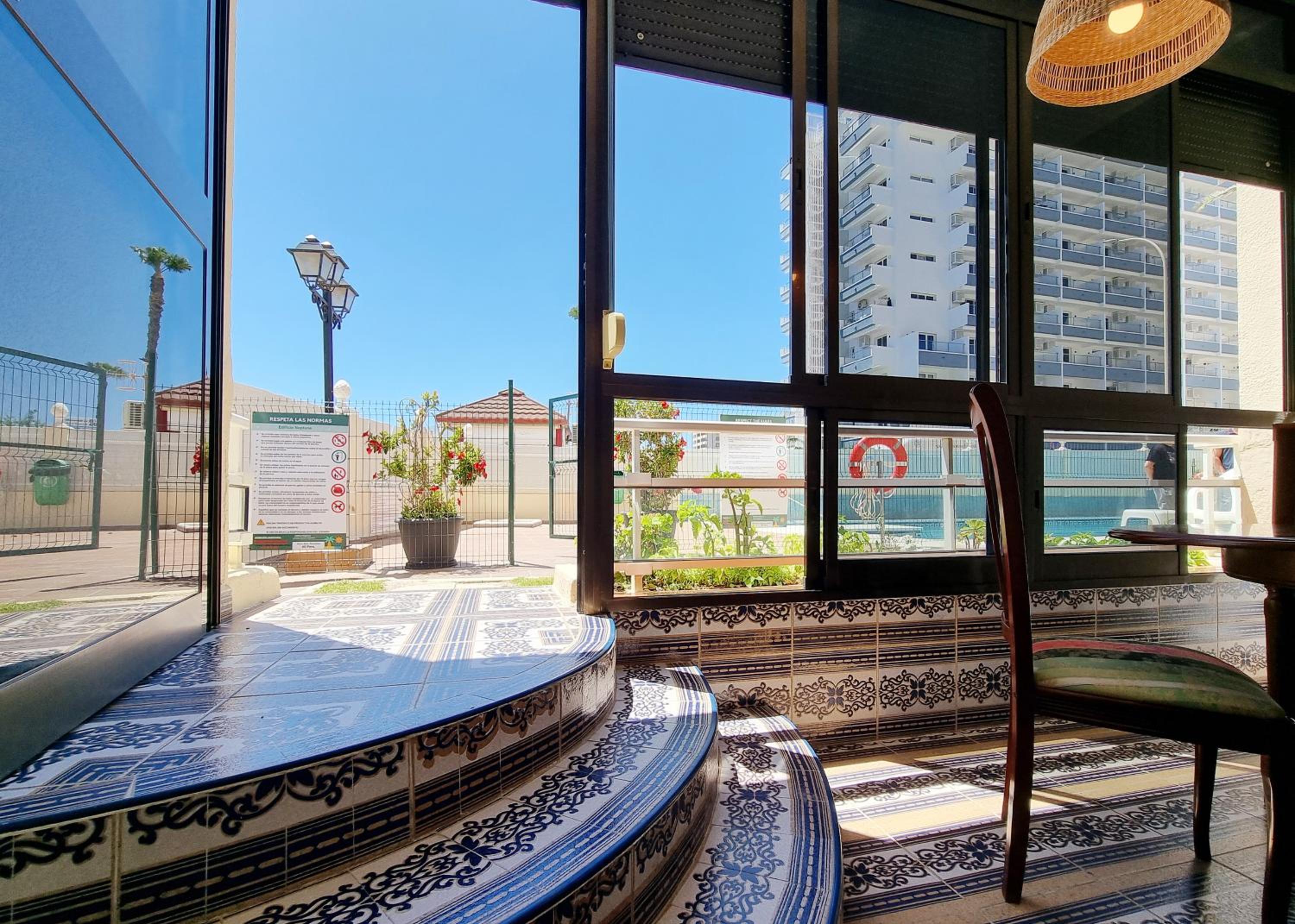 Tinoko apartament in La Carihuela Beach