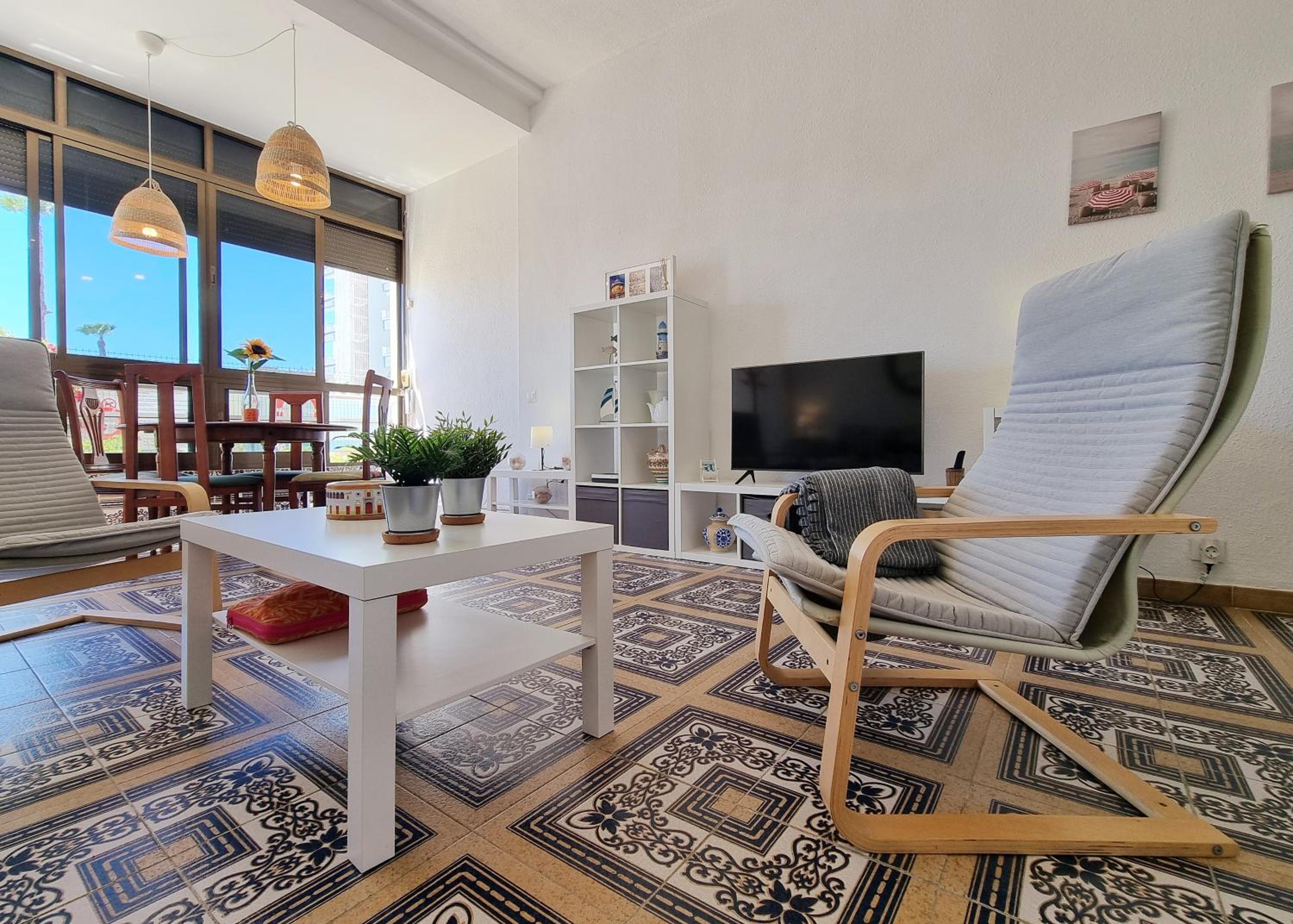 Tinoko apartament in La Carihuela Beach