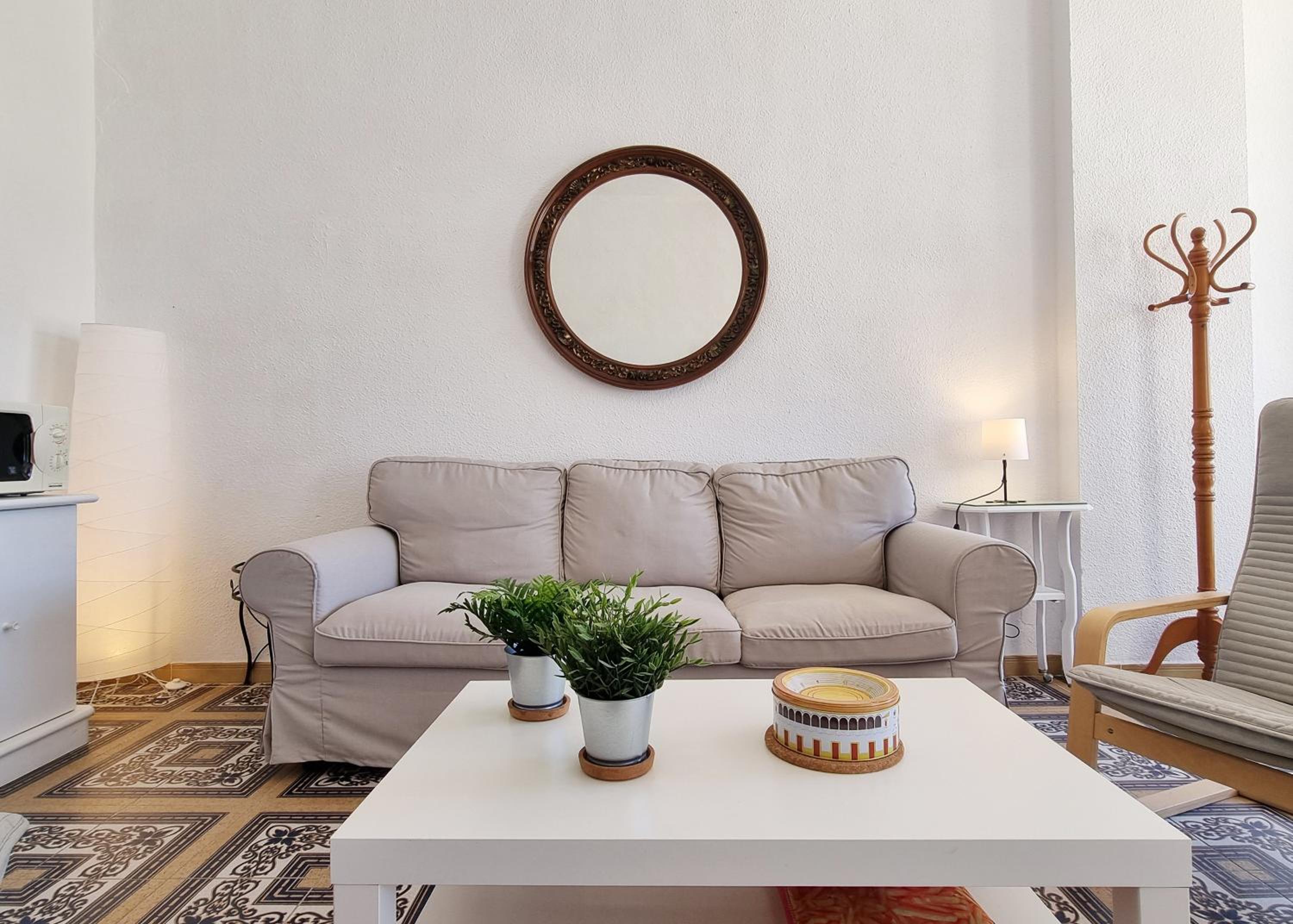 Tinoko apartament in La Carihuela Beach
