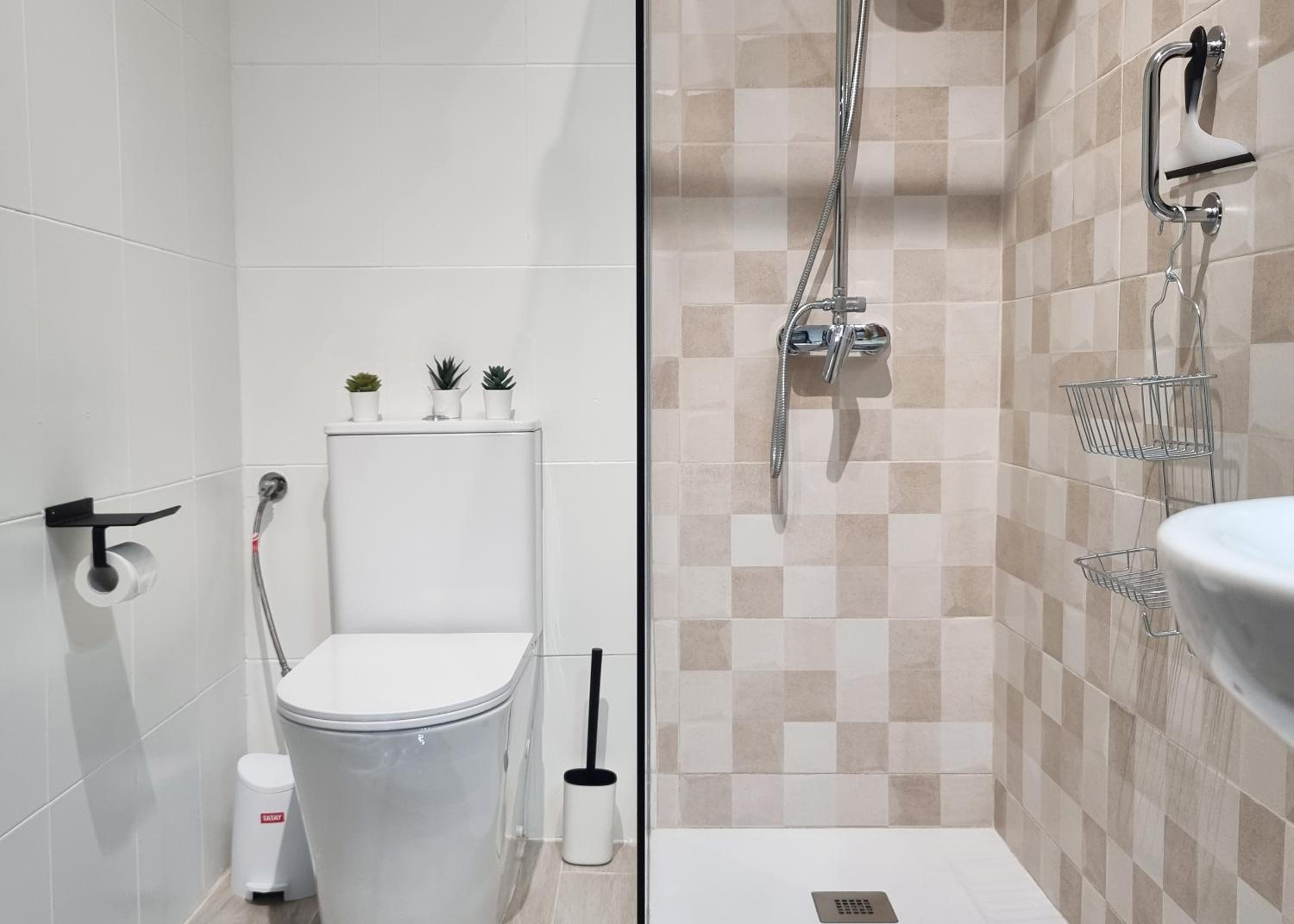 Tinoko apartament in La Carihuela Beach