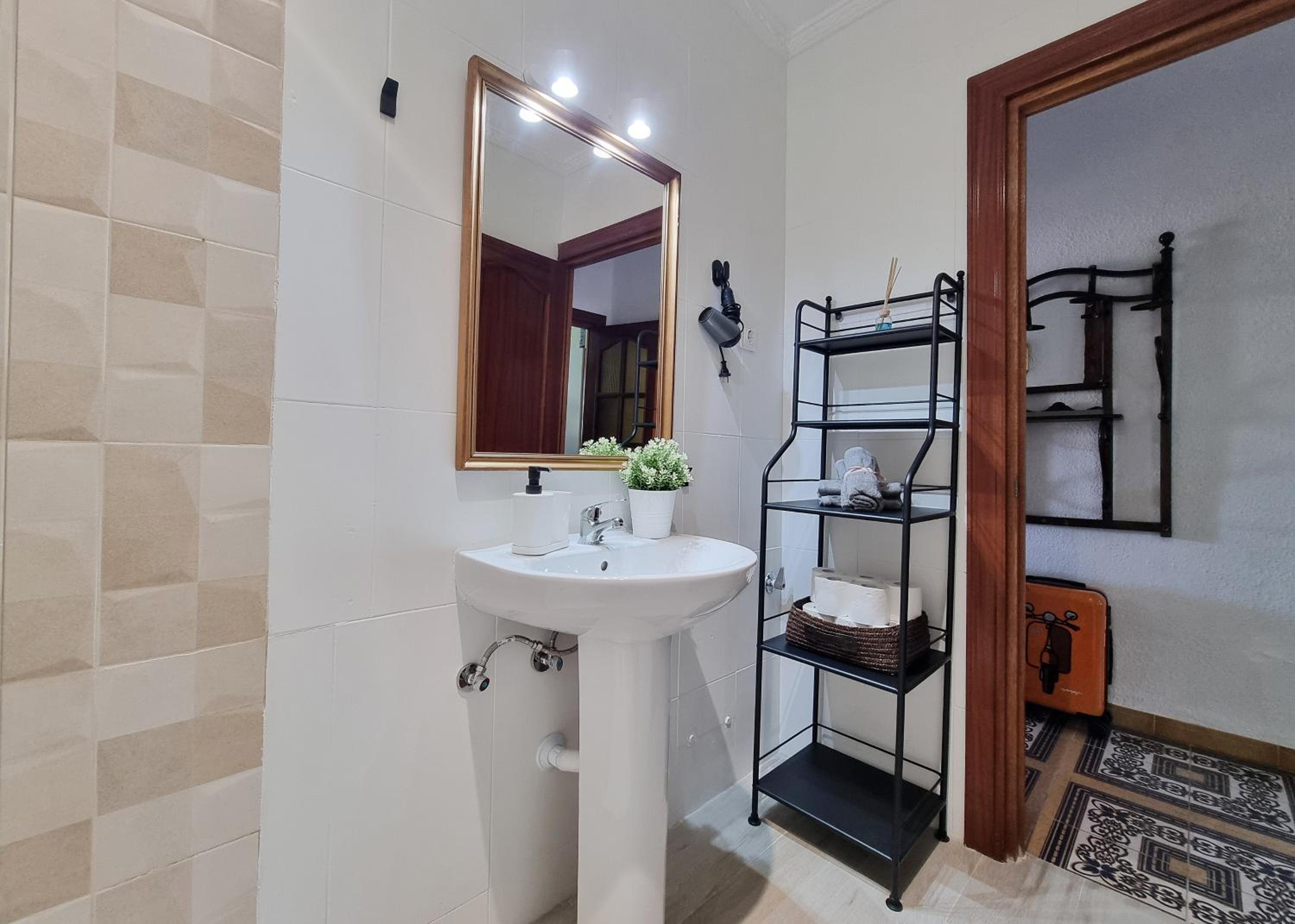 Tinoko apartament in La Carihuela Beach