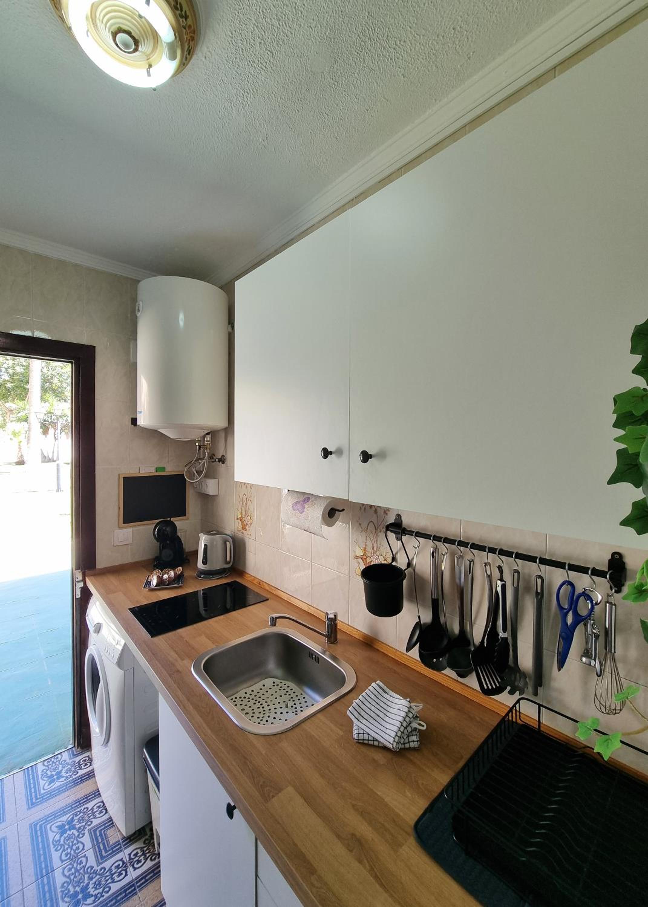 Tinoko apartament in La Carihuela Beach