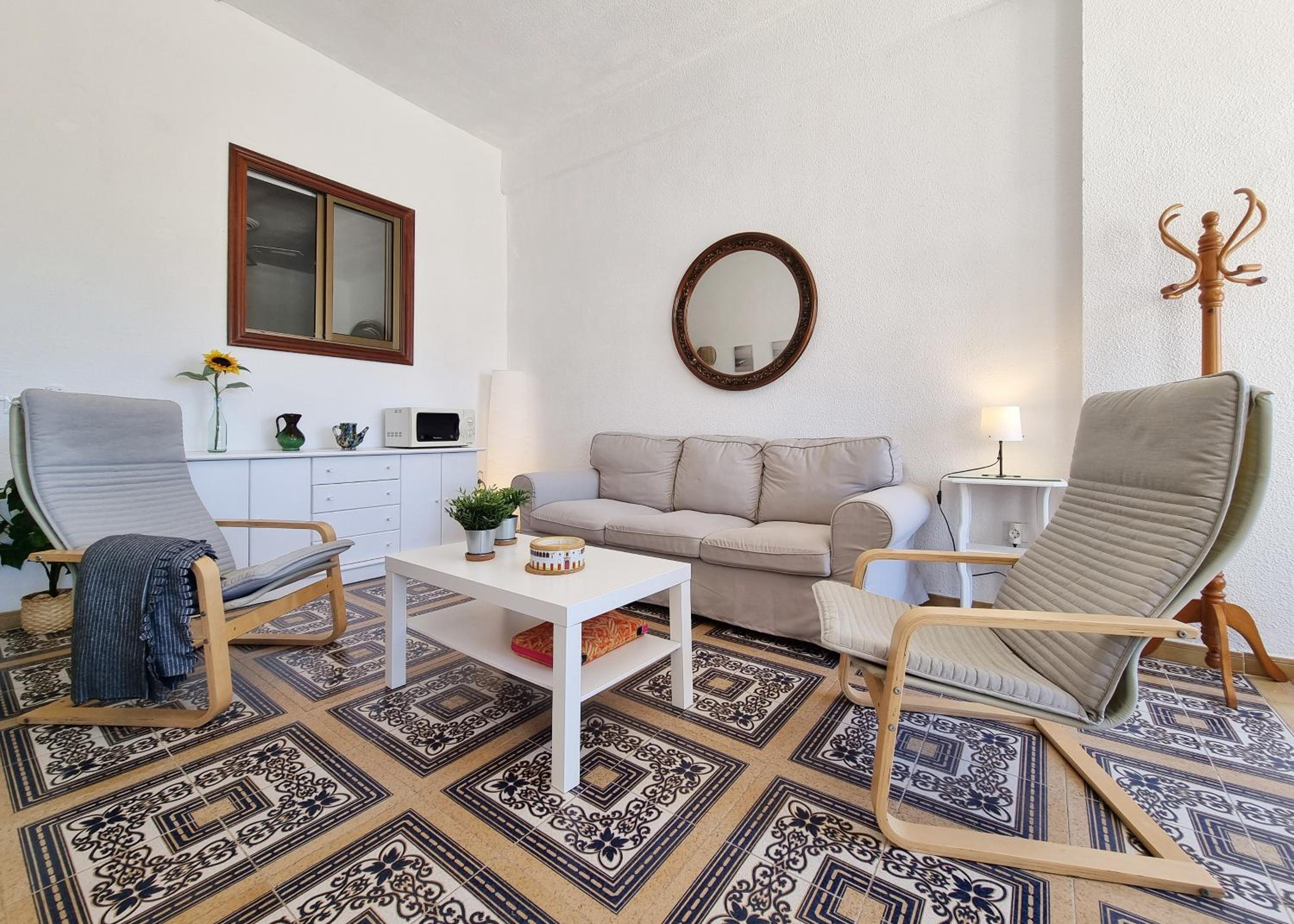Tinoko apartament in La Carihuela Beach