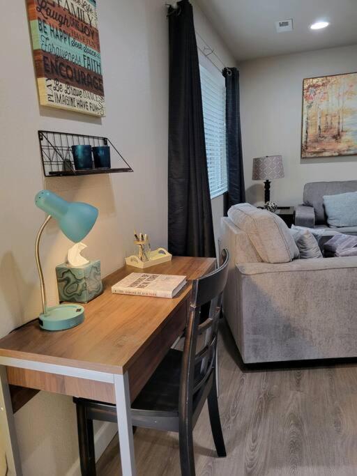 Charming 2 bed in Westminster view 3