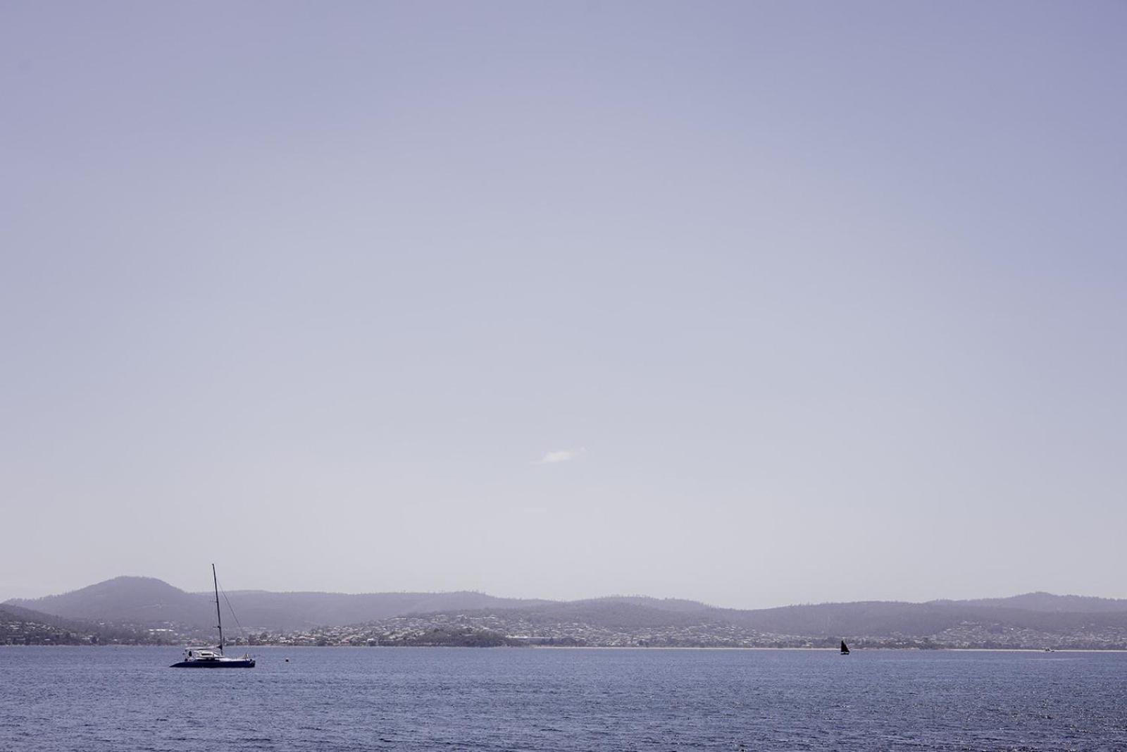 Spacious home near the Derwent in Sandy Bay