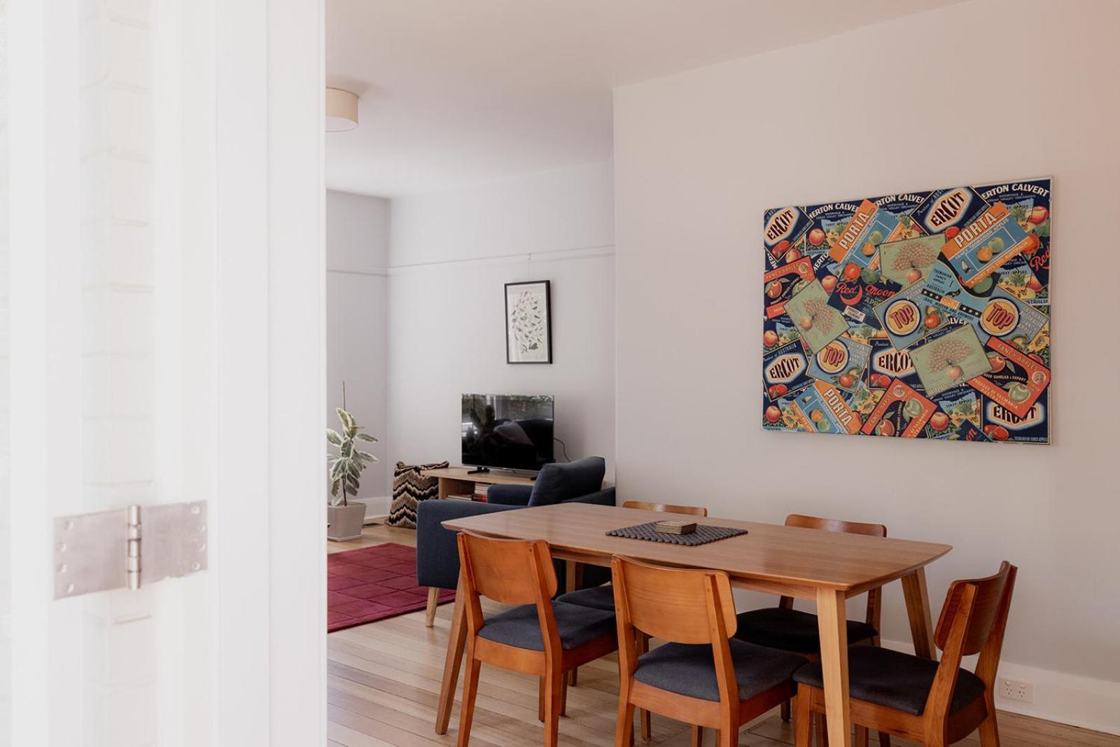 Spacious home near the Derwent in Sandy Bay