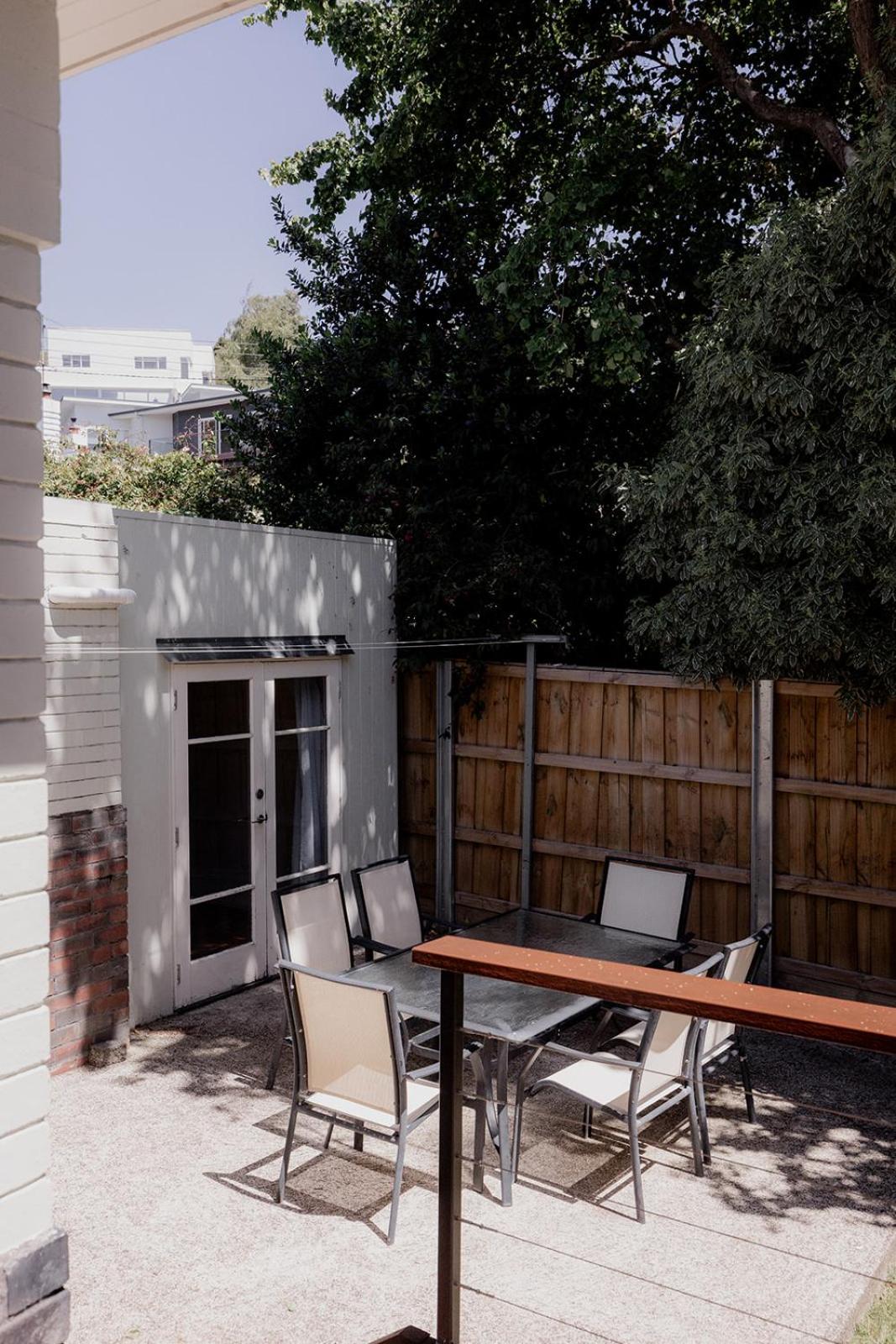 Spacious home near the Derwent in Sandy Bay