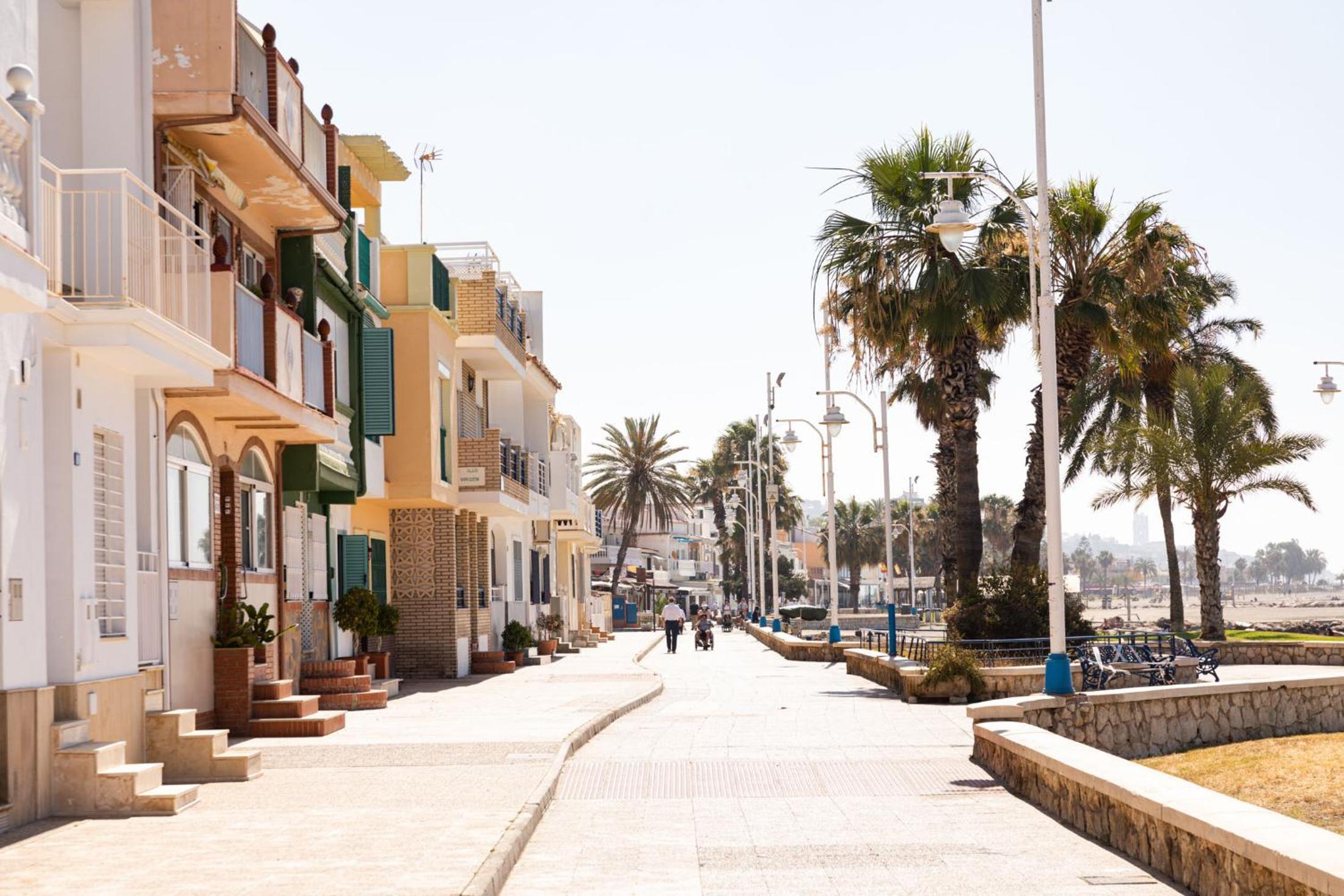 Premium Malaga Beach with Terrace