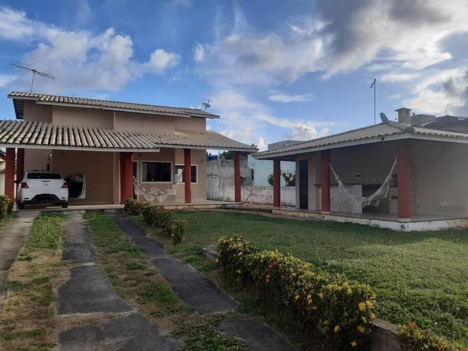 Casa no Condomínio Parque do Jacuipe com acesso à praia e rio