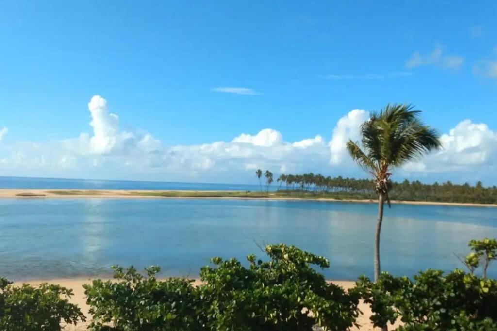 Casa no Condomínio Parque do Jacuipe com acesso à praia e rio