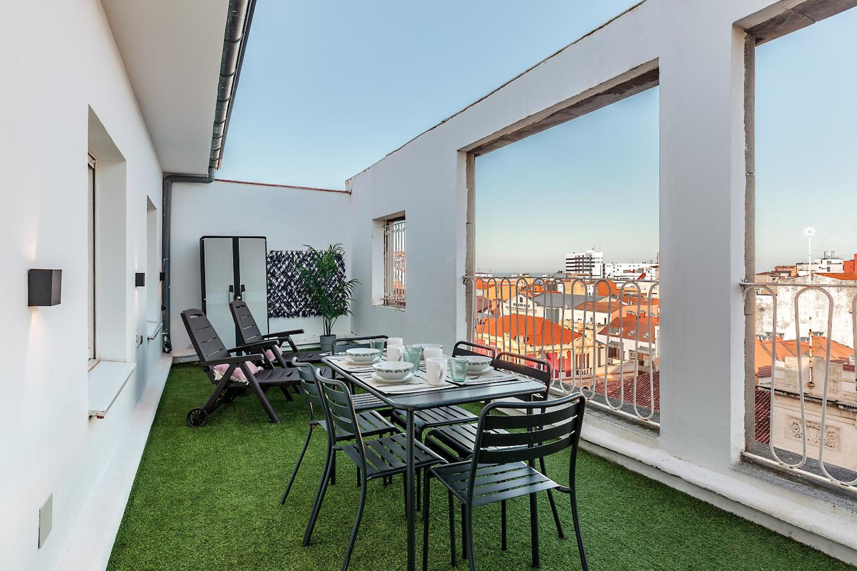 balance & terrace