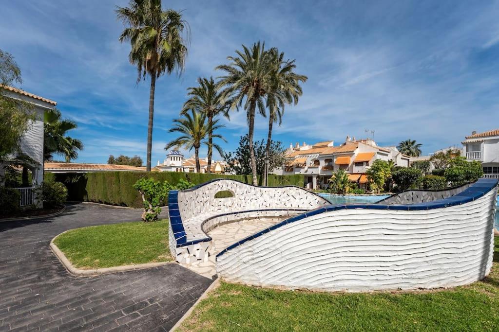 Playa Carabassi Villa