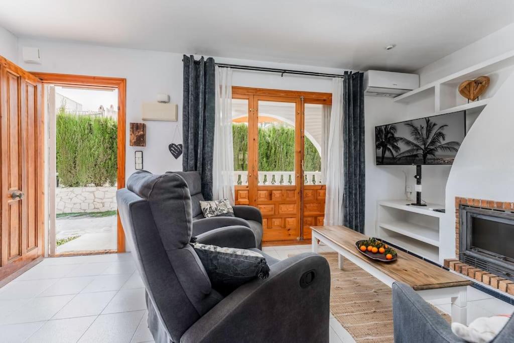 Playa Carabassi Villa