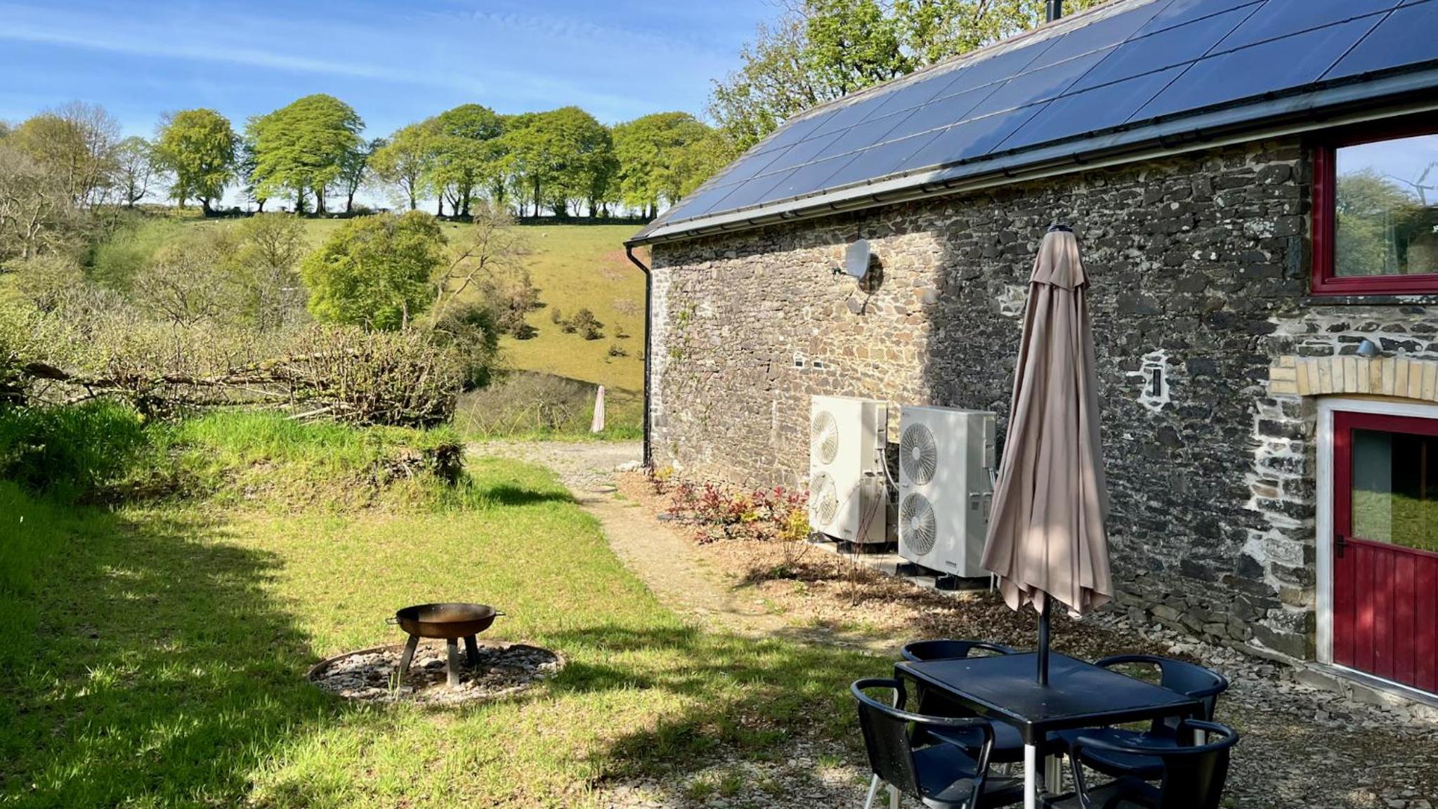 Cambrian Cottages - Charming Countryside Barn